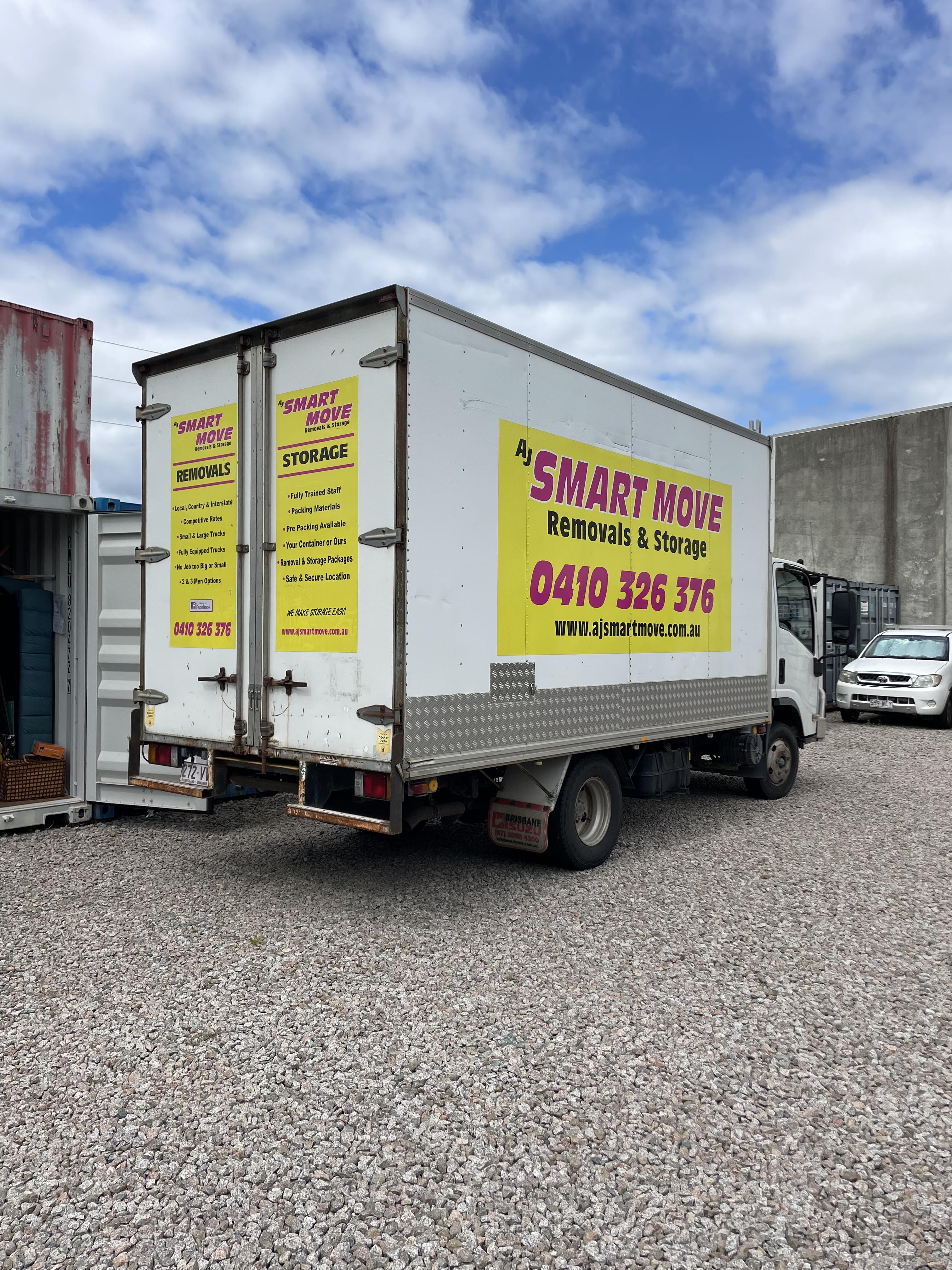 2012 ISUZU NPR 300 PANTECH