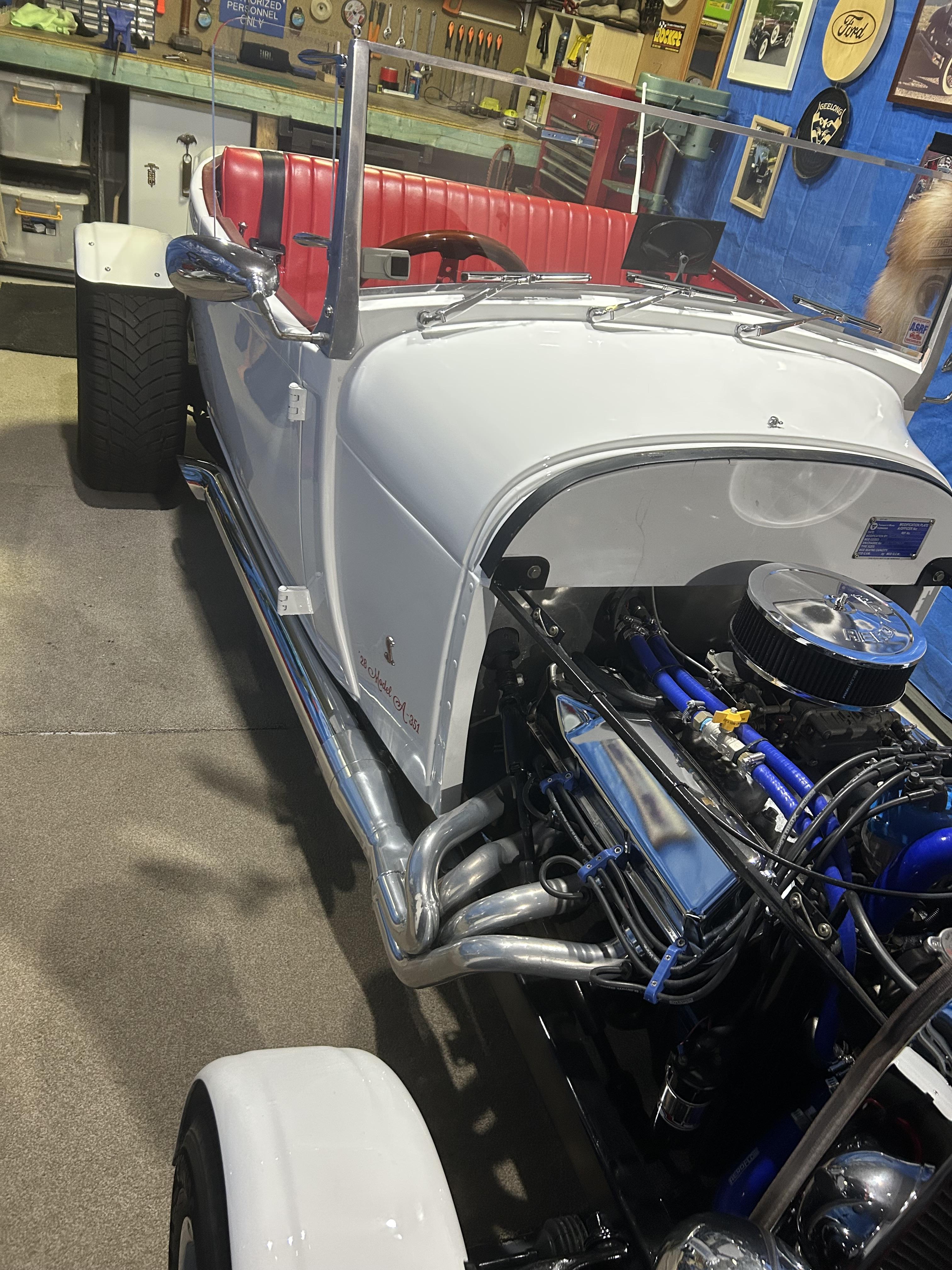 1928 FORD MODEL A ROADSTER HOT ROD