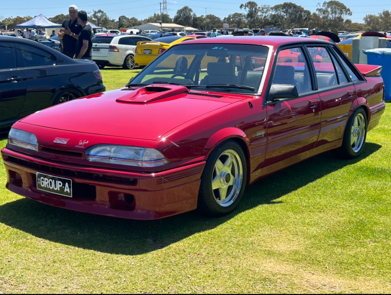 1986 HOLDEN VL GROUP A SS PLUS PACK SEDAN