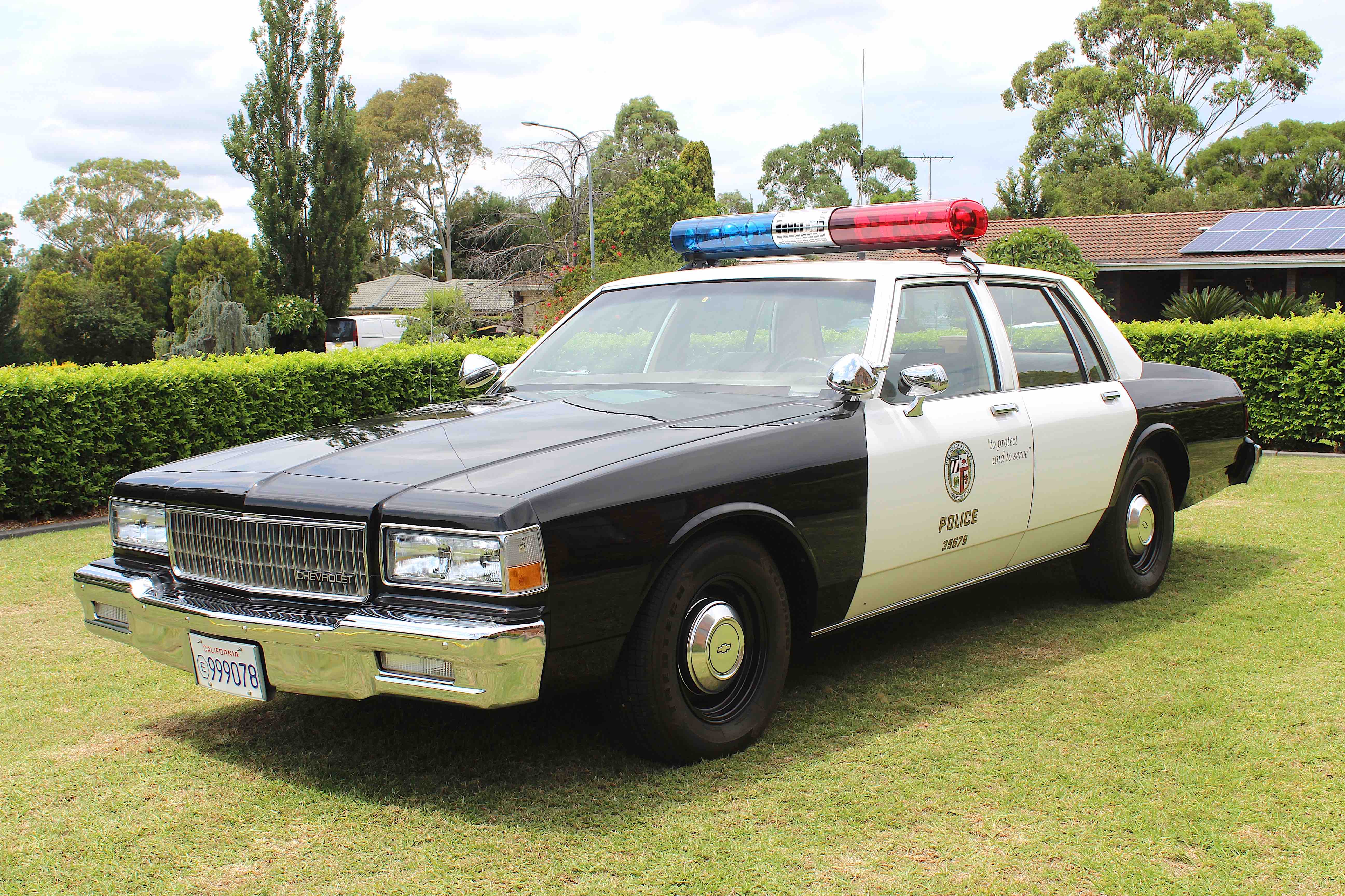 1988 CHEVROLET CAPRICE LAPD POLICE AUTO SEDAN
