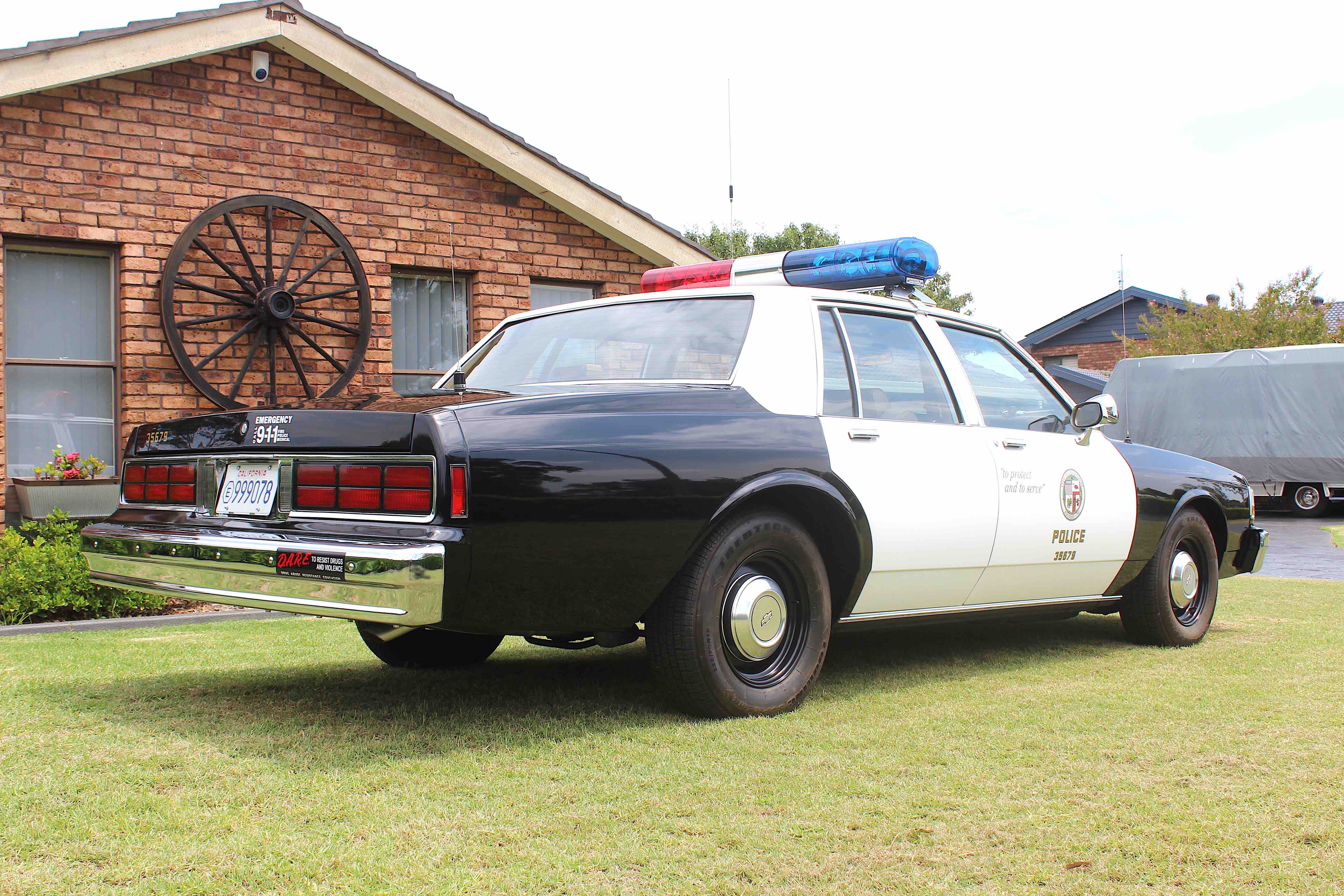 1988 CHEVROLET CAPRICE LAPD POLICE AUTO SEDAN