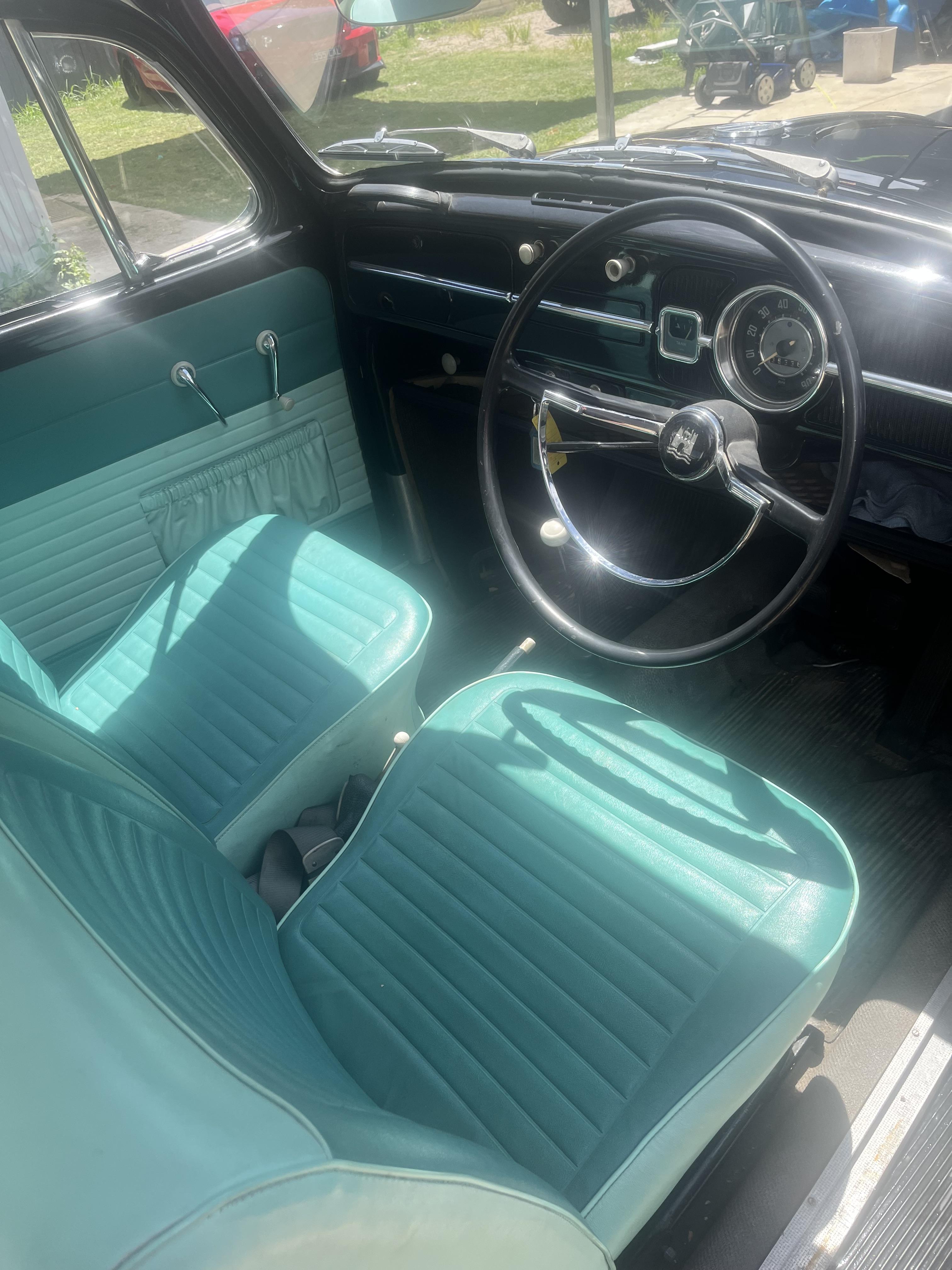 1966 VOLKSWAGEN 1300 (BEETLE) DELUXE 4 SP MANUAL 2D SEDAN