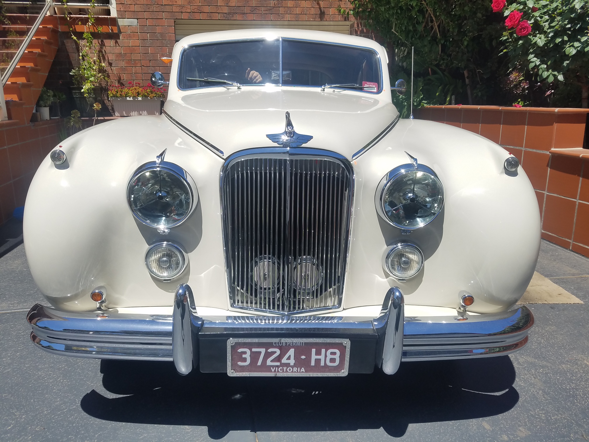 1952 JAGUAR MK VII SEDAN