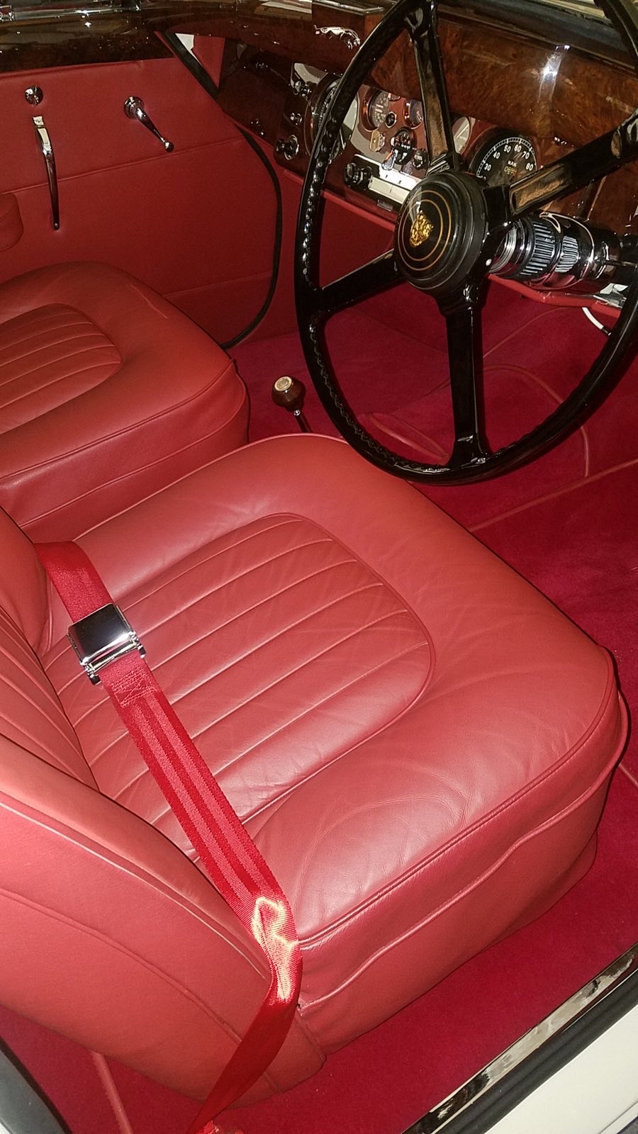 1952 JAGUAR MK VII SEDAN