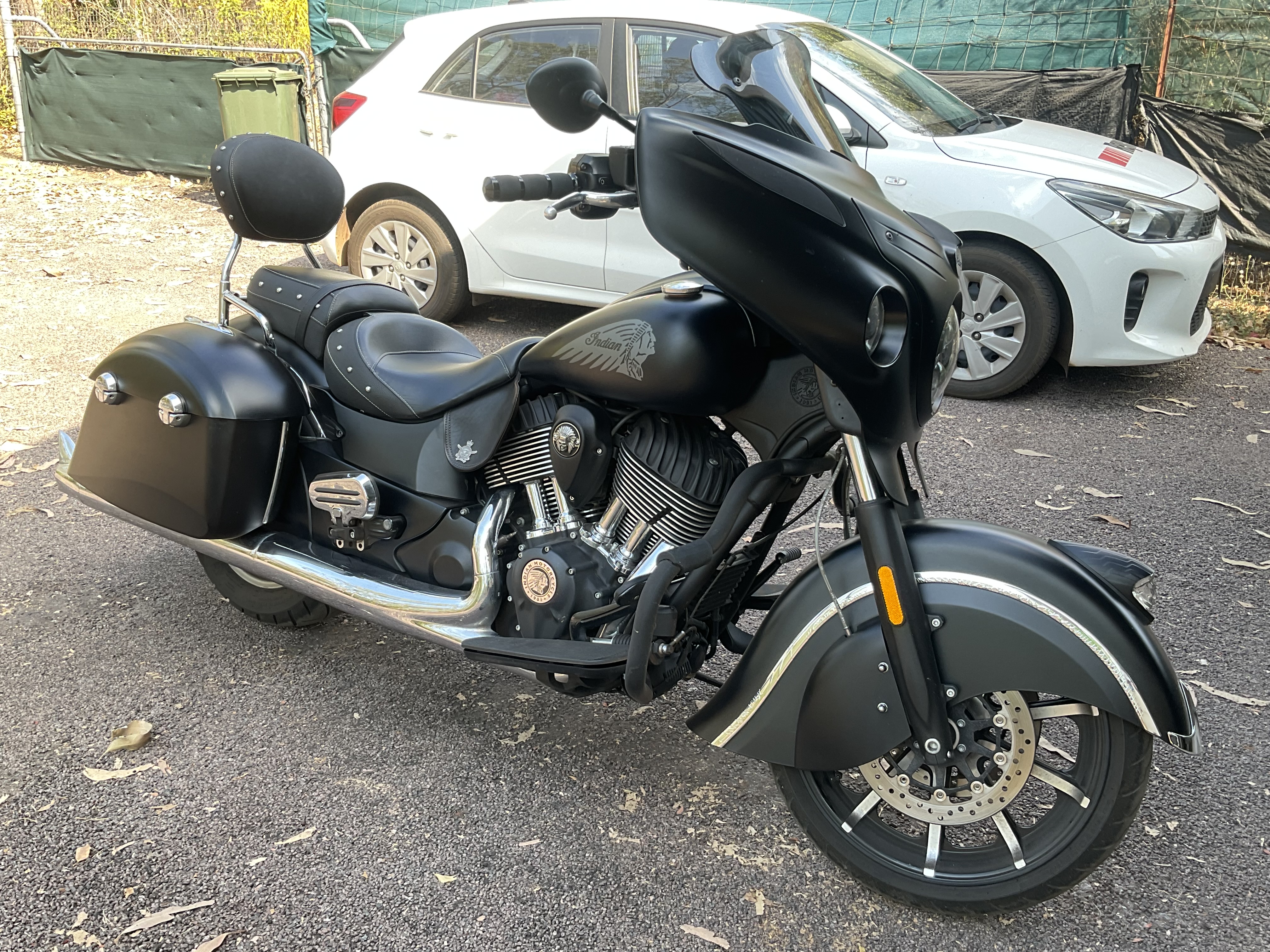 2017 INDIAN CHIEFTAIN DARK HORSE CRUISER