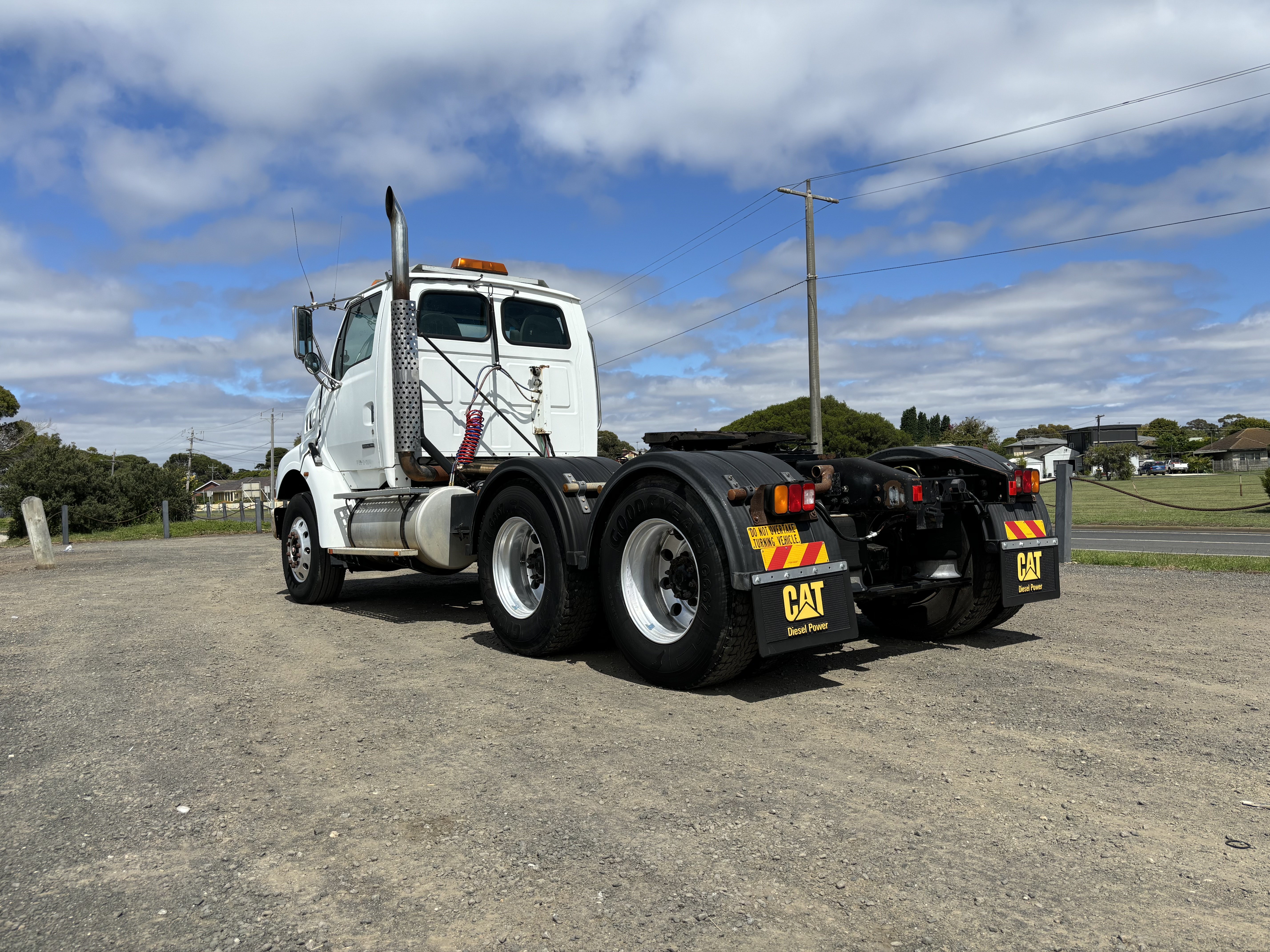 2004 STERLING 9500 PRIME MOVER