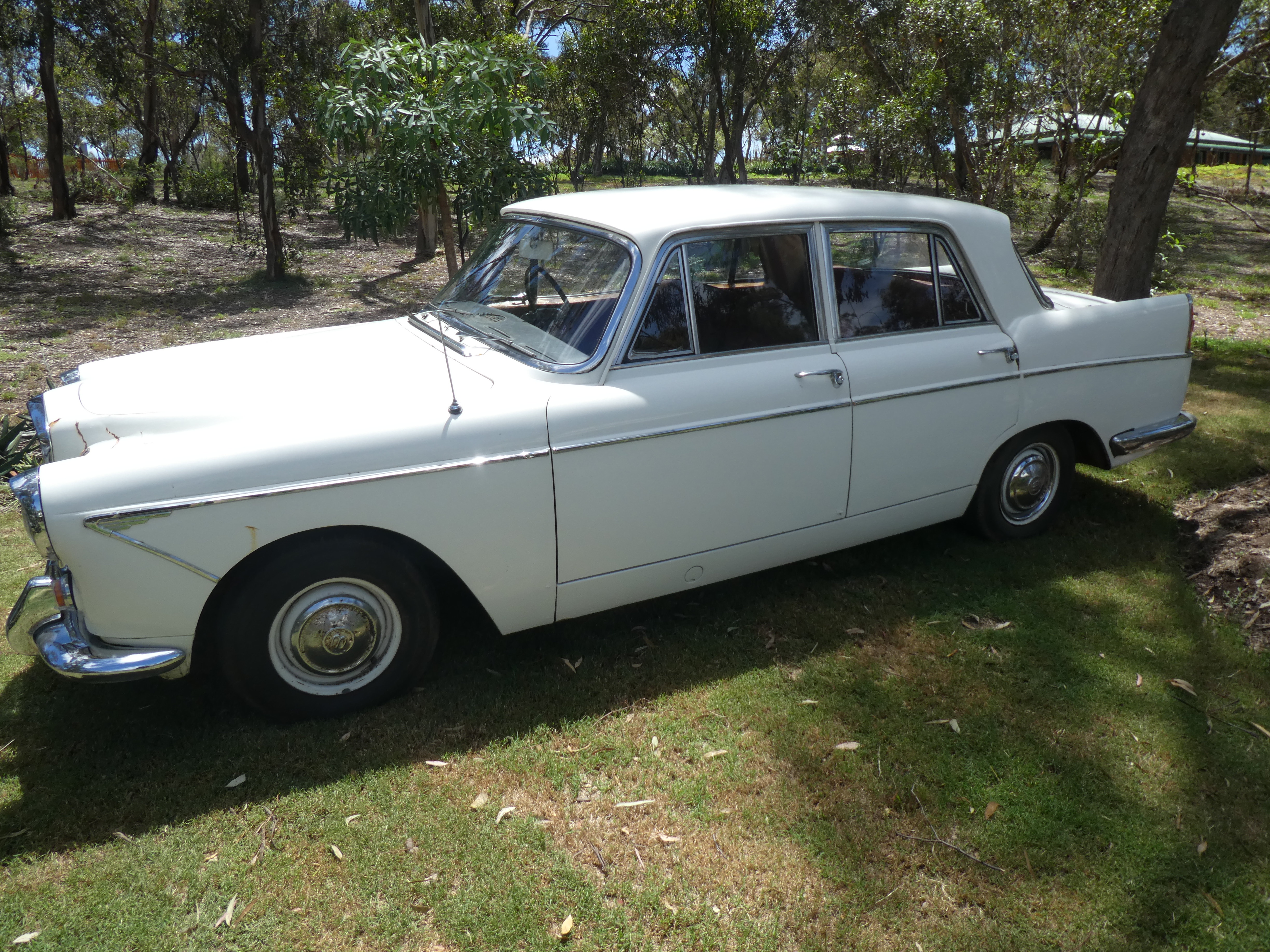 1965 WOLSELEY 6/110 MKII AUTOMATIC SEDAN