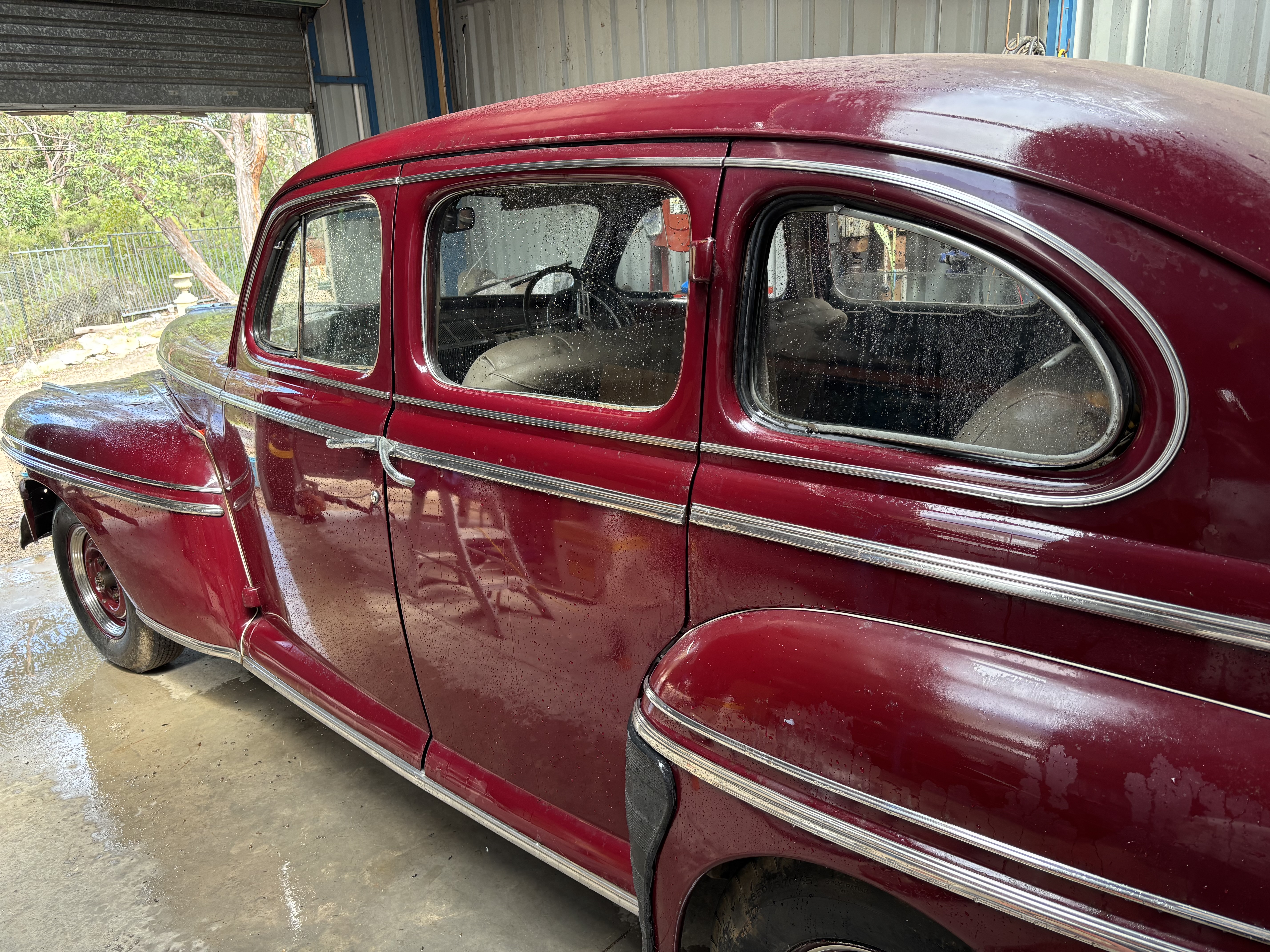 1946 FORD MERCURY SEDAN