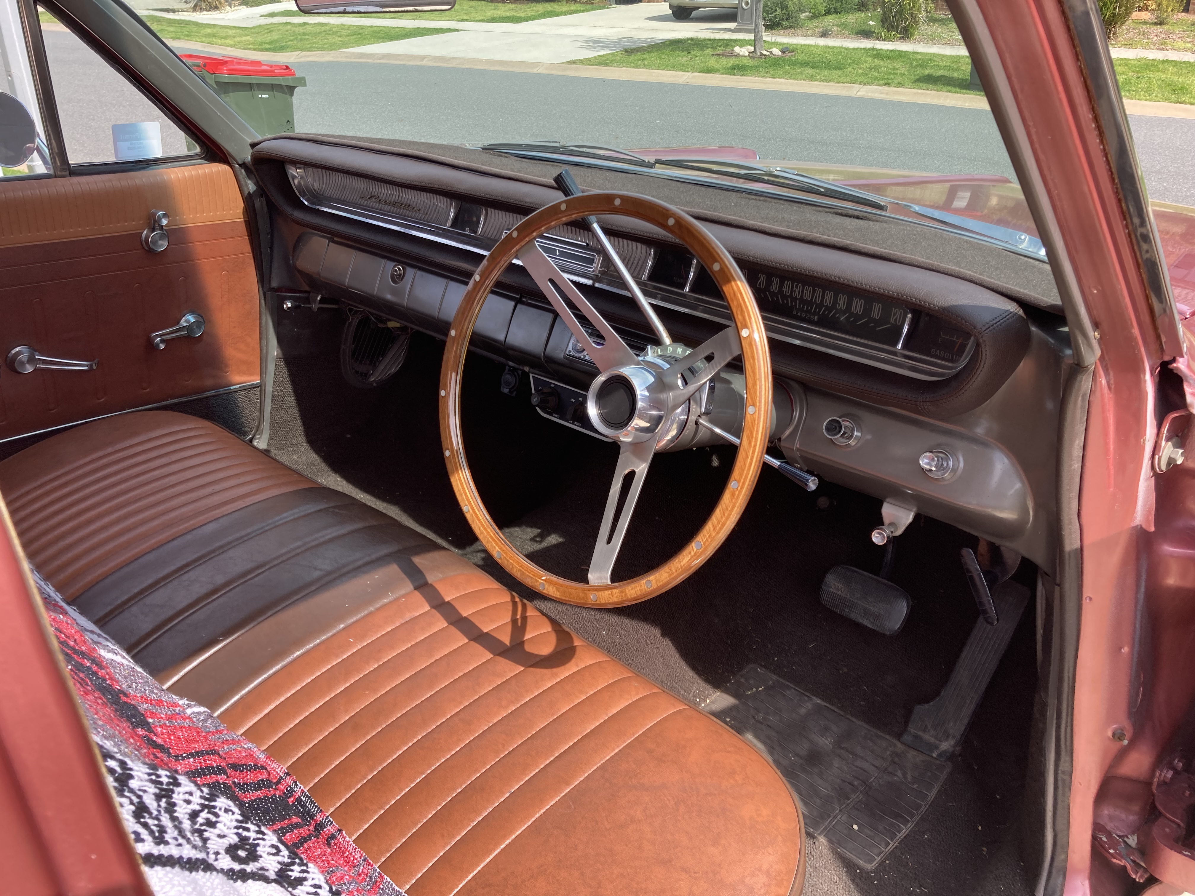 1963 PONTIAC LAURENTIAN 4D SEDAN