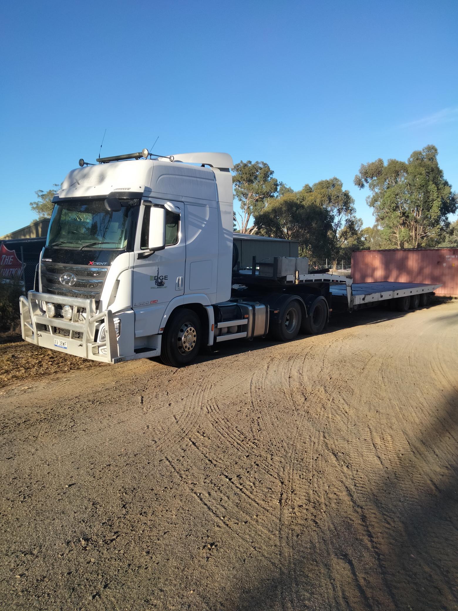 2021 HYUNDAI XCIENT 12 SP AUTOMATIC PRIME MOVER