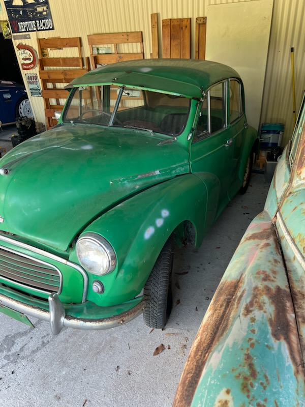 1954 MORRIS MINOR SERIES II SEDAN