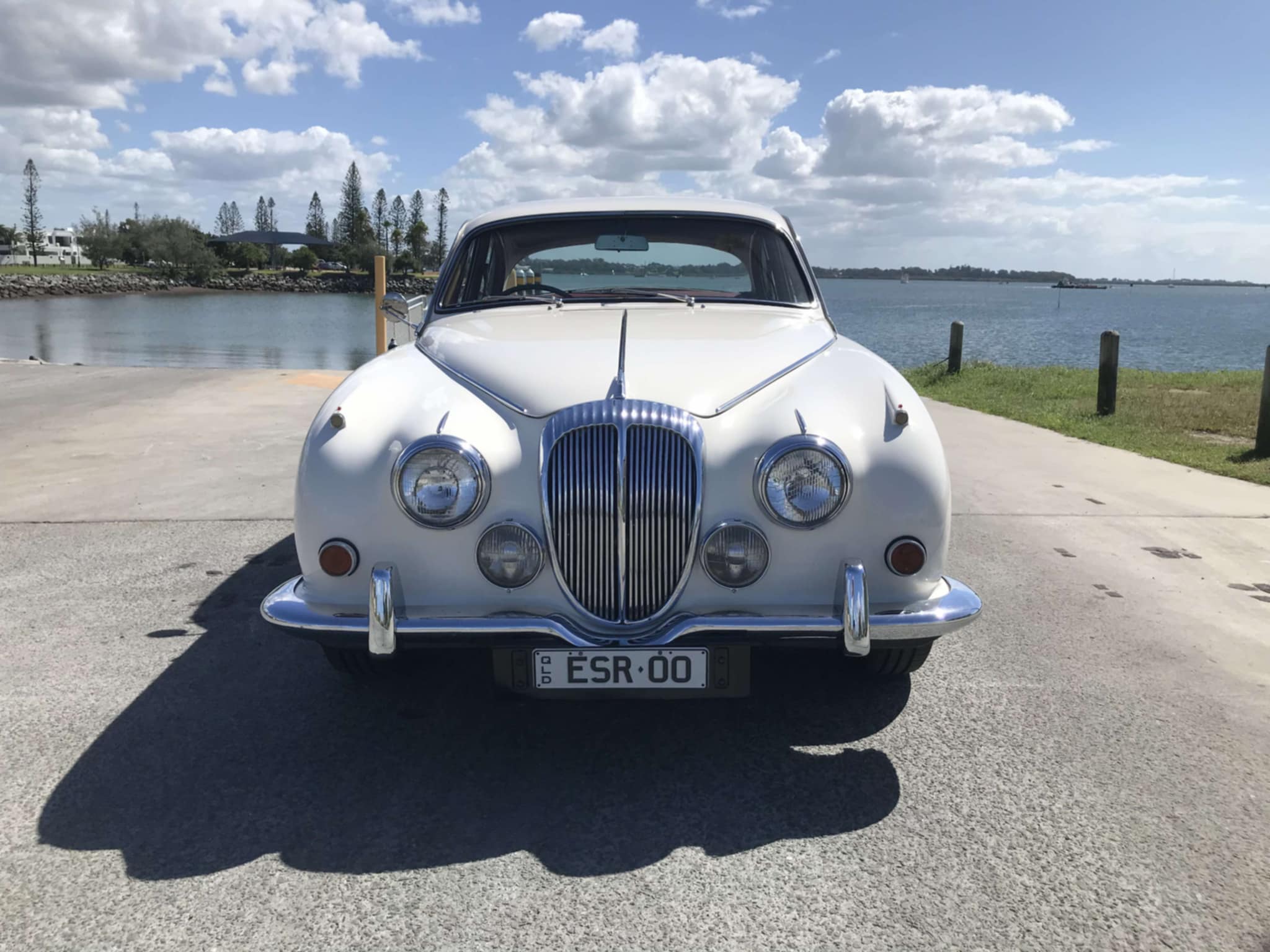 1968 DAIMLER V250 SEDAN