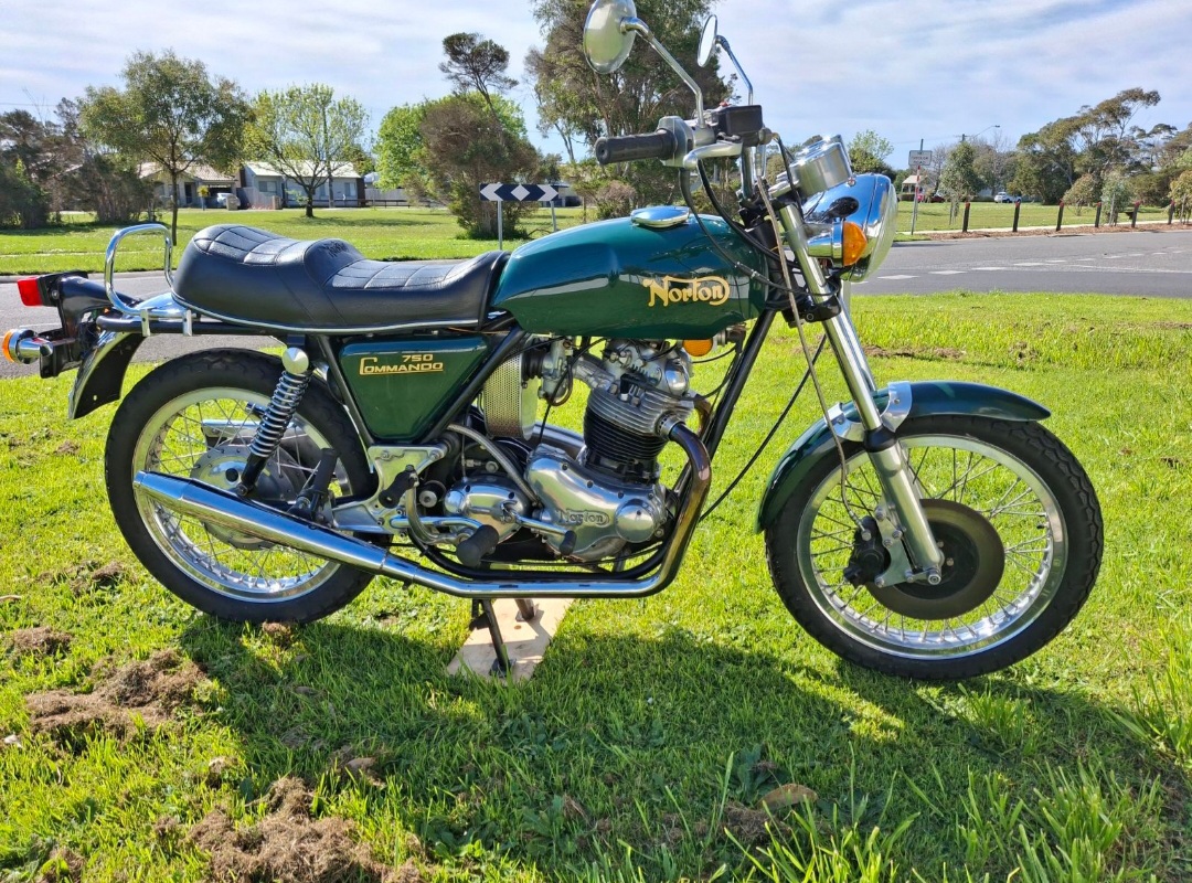 1972 NORTON COMMANDO 750 ROAD