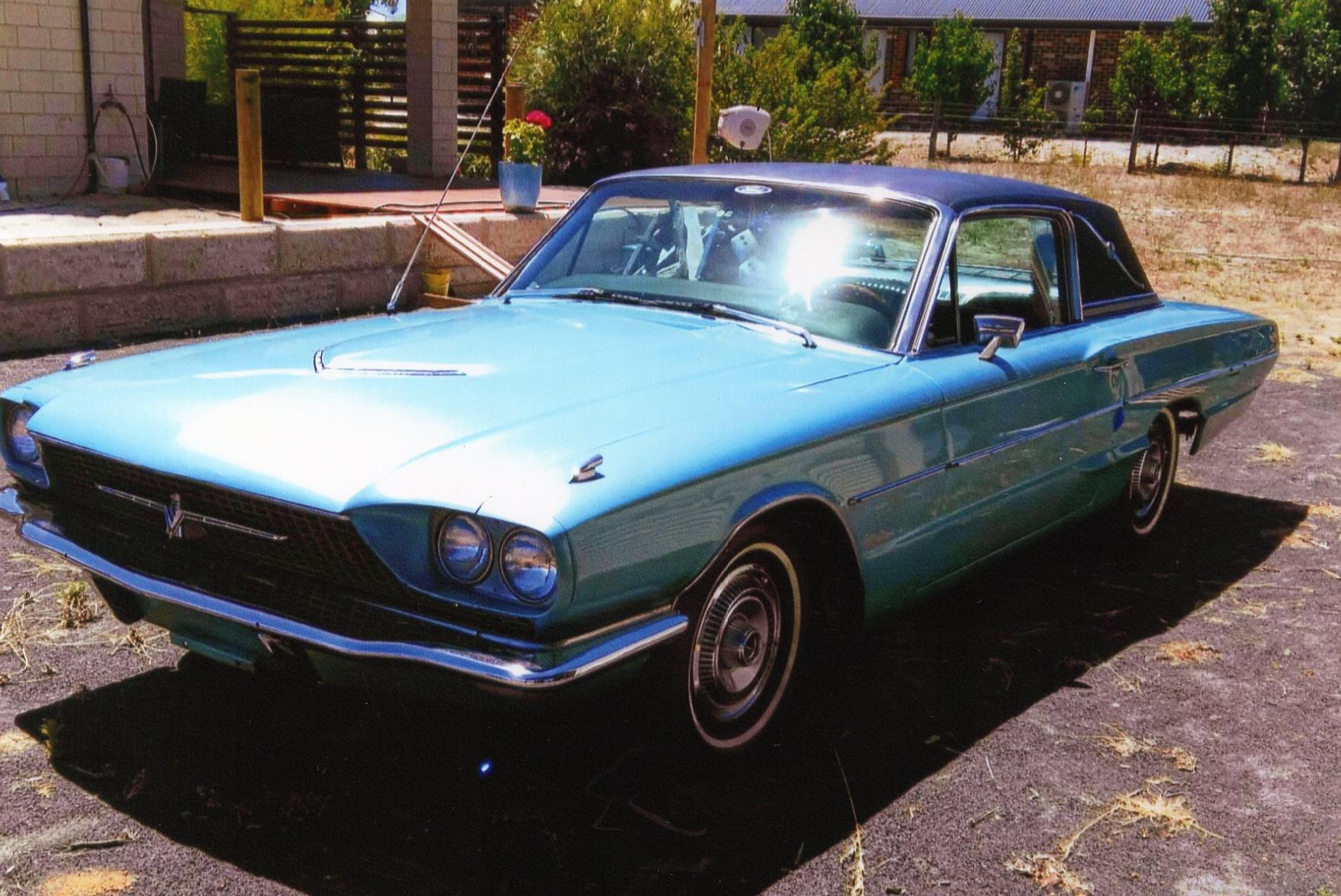 1966 FORD THUNDERBIRD LANDAU COUPE 