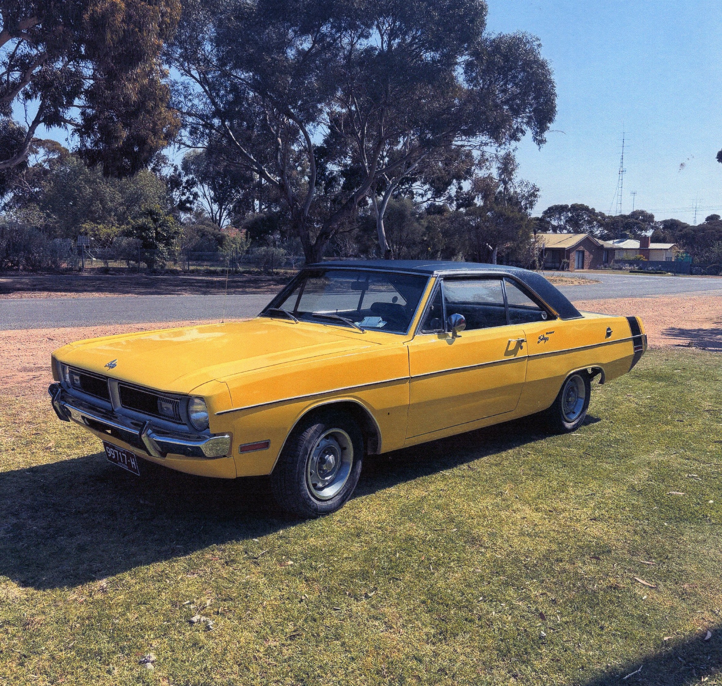 1970 DODGE DART SWINGER COUPE