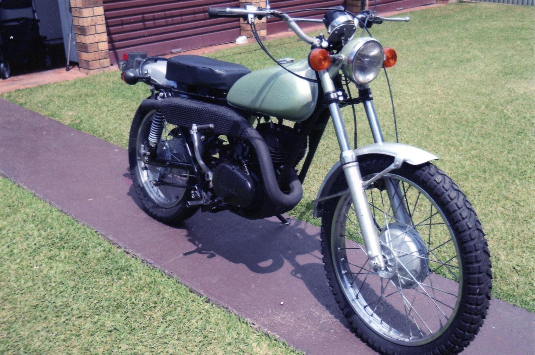 1971 YAMAHA DT1F ROAD 