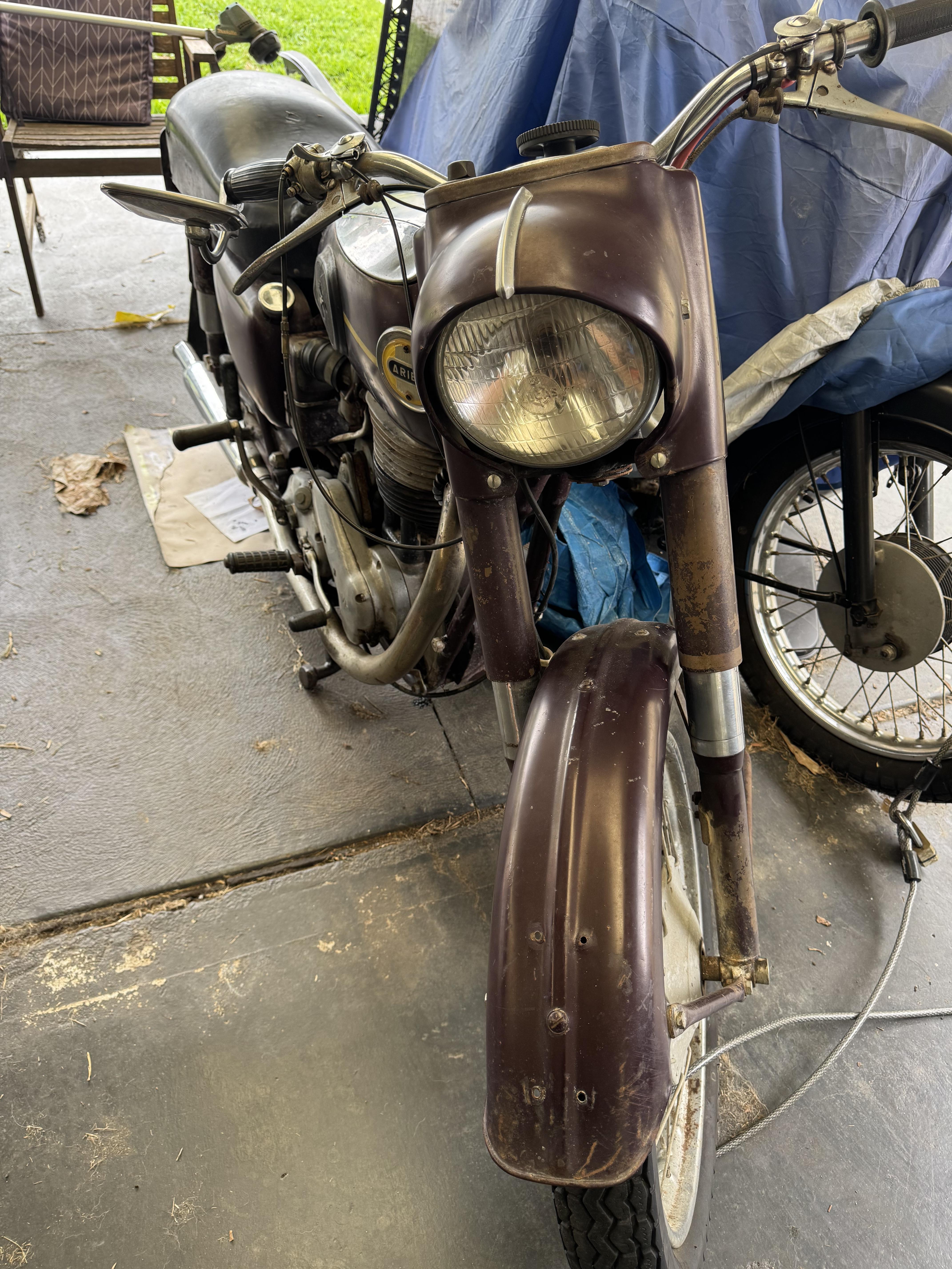 1956 ARIEL RED HUNTER ROAD