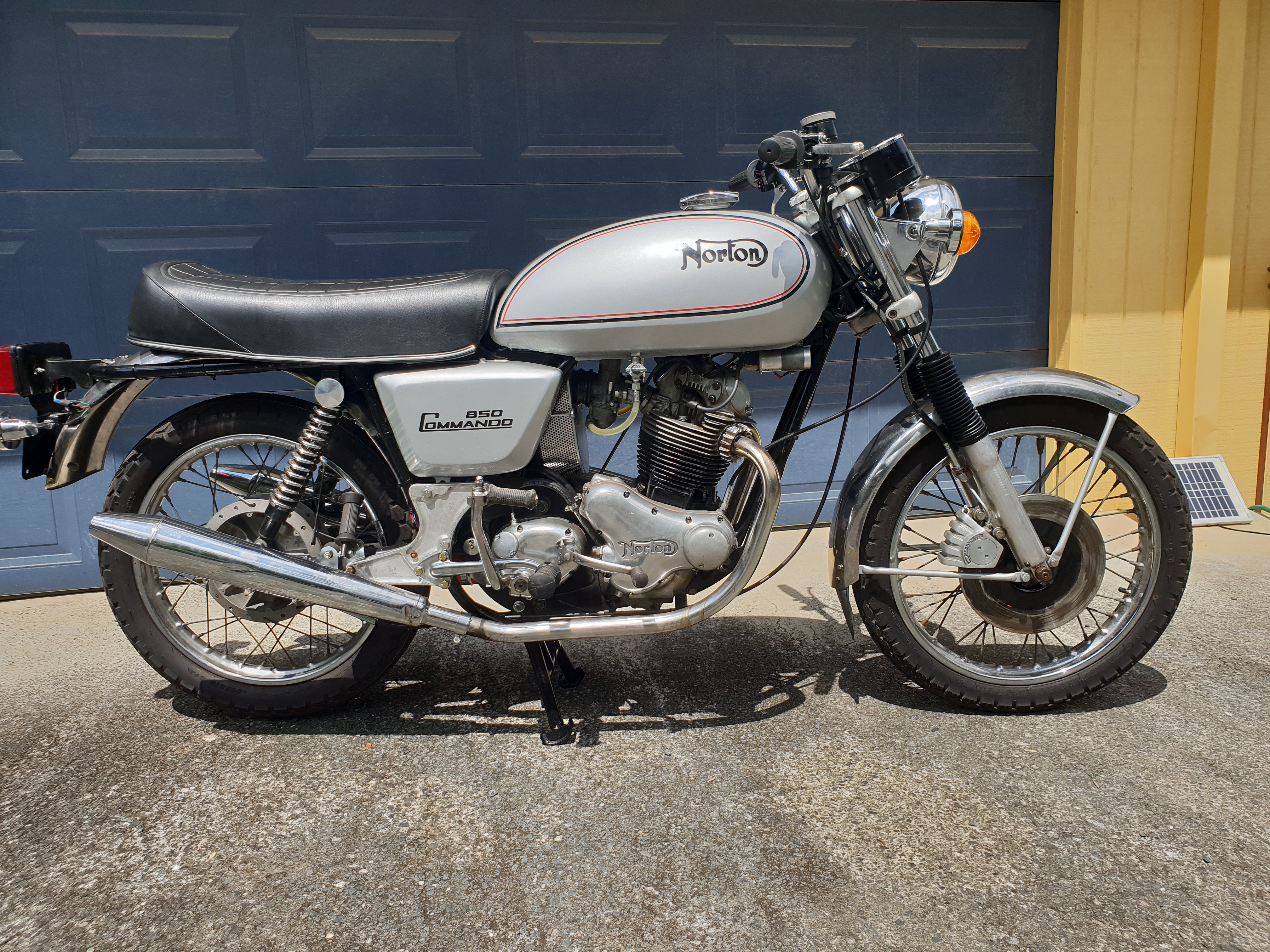 1974 NORTON COMMANDO INTERSTATE 850 ROAD 