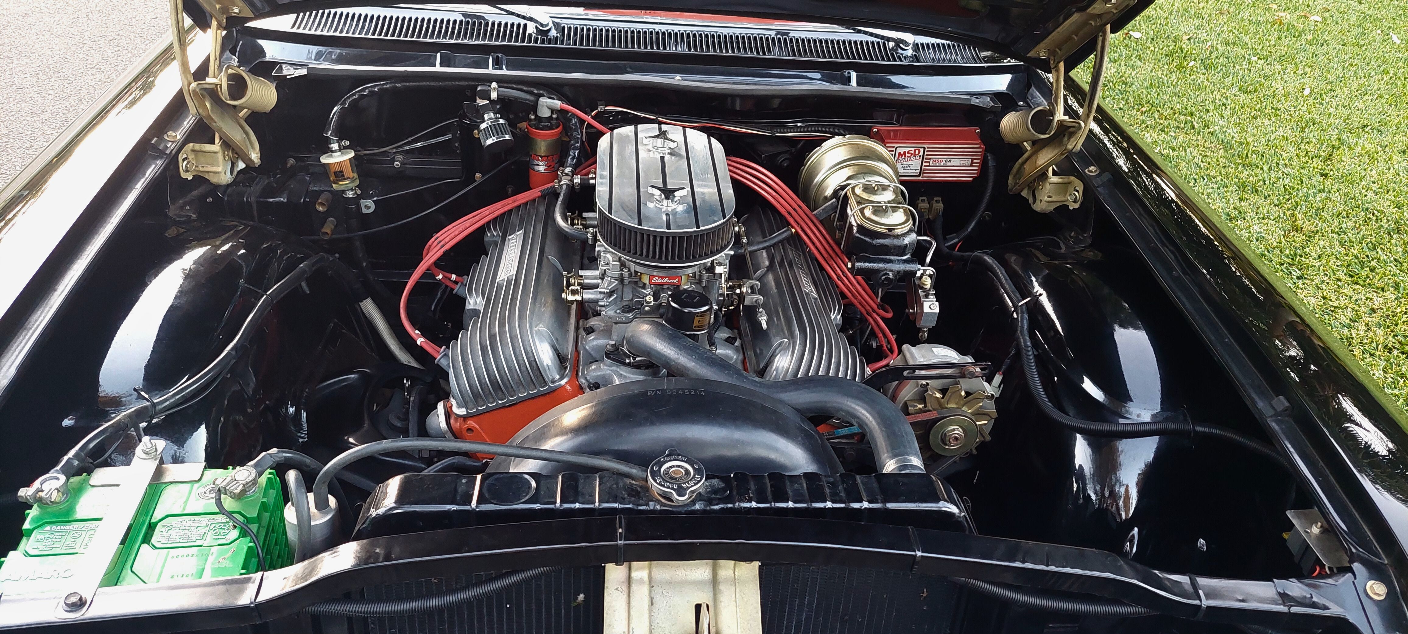 1962 CHEVROLET BISCAYNE SEDAN