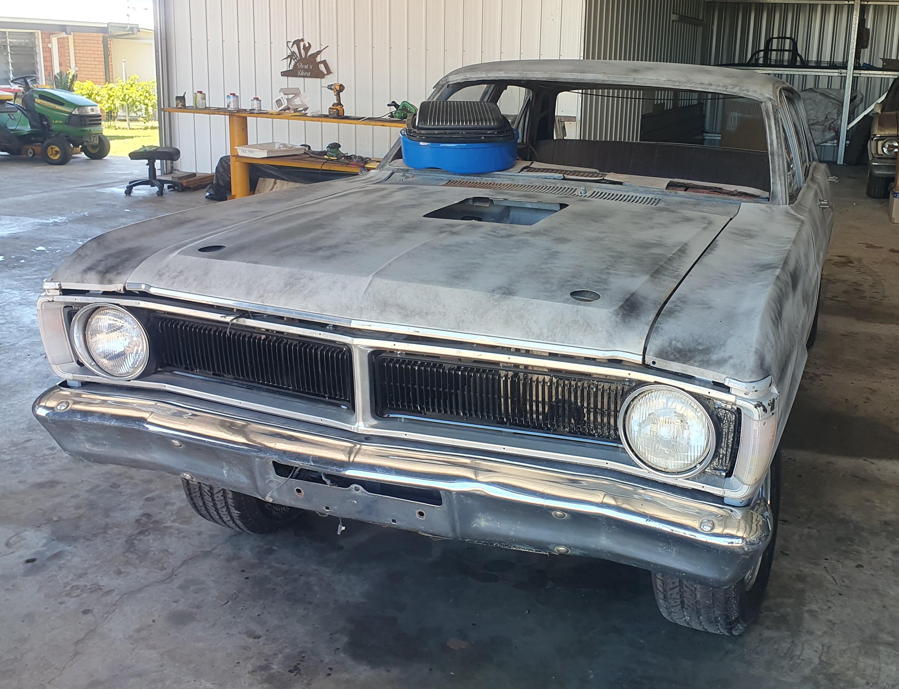 1970 XY Falcon Rolling Shell