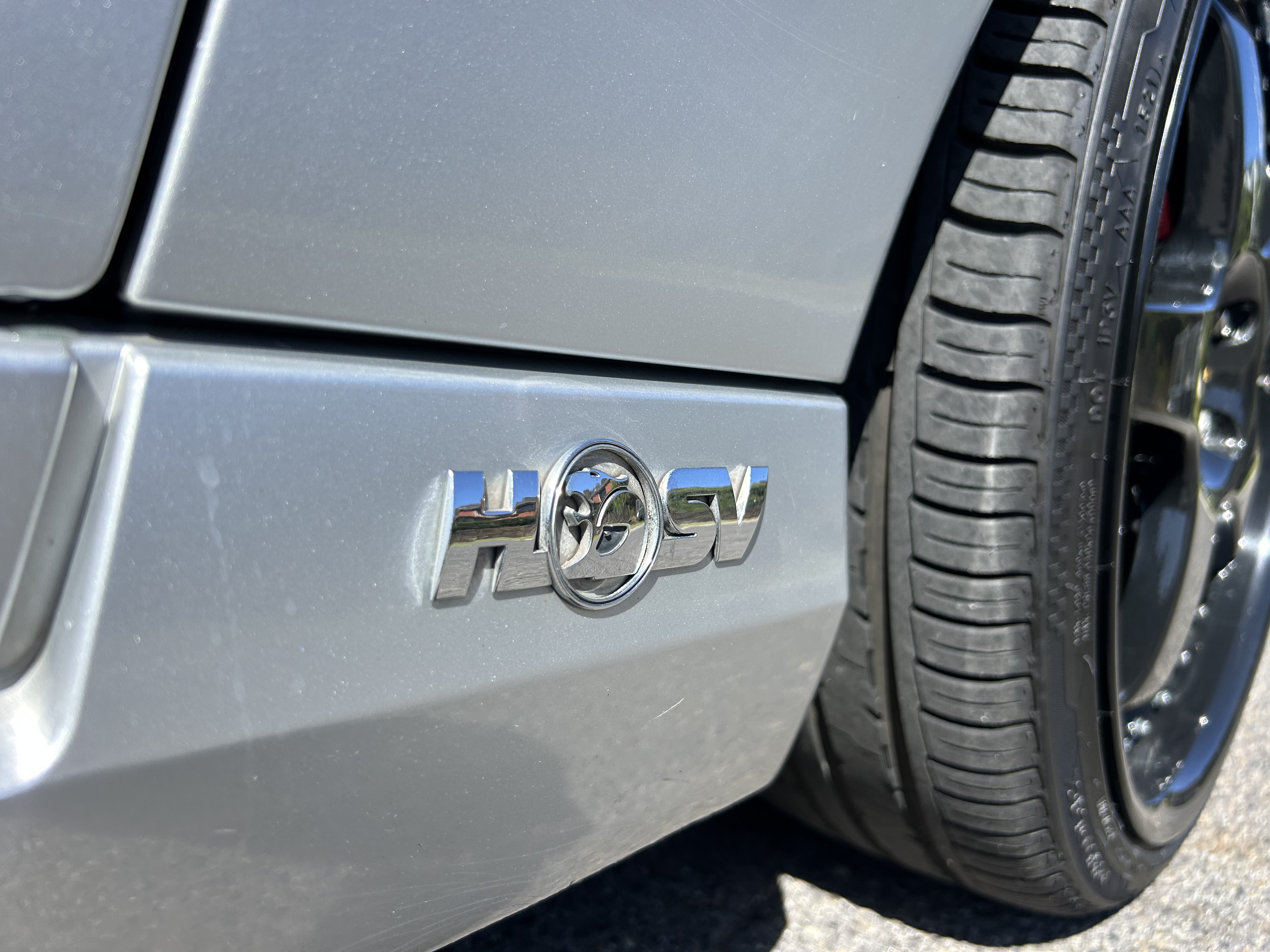 2004 HSV GRANGE WK LS1 4 SP AUTOMATIC 4D SEDAN