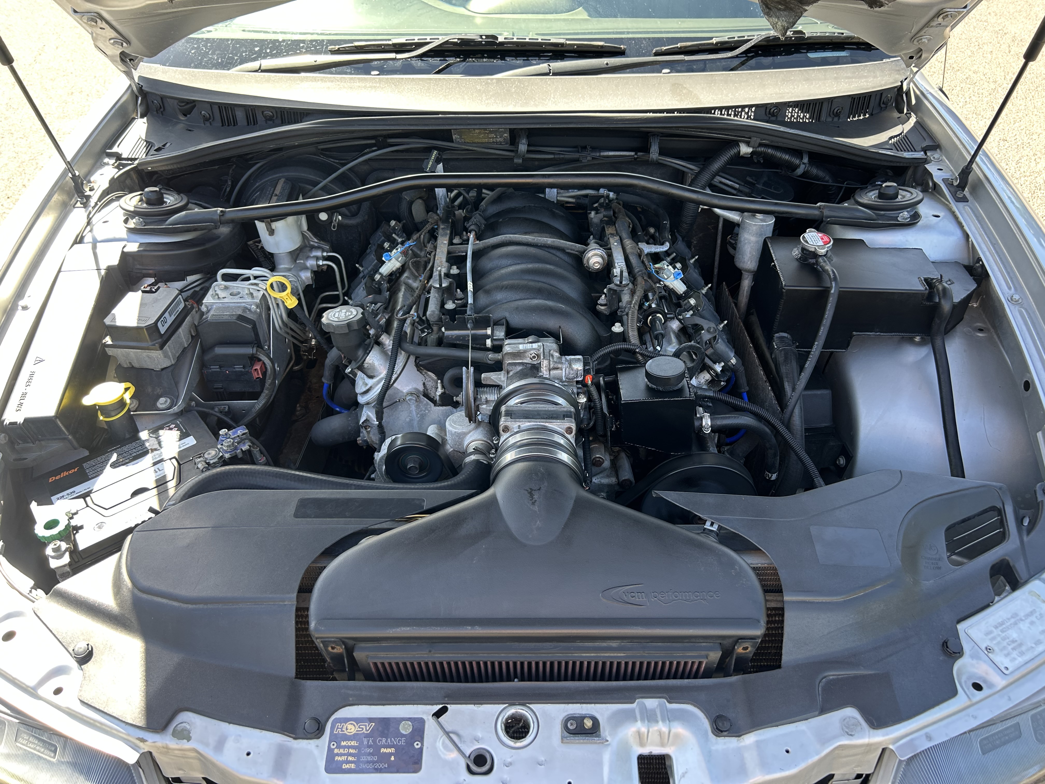 2004 HSV GRANGE WK LS1 4 SP AUTOMATIC 4D SEDAN