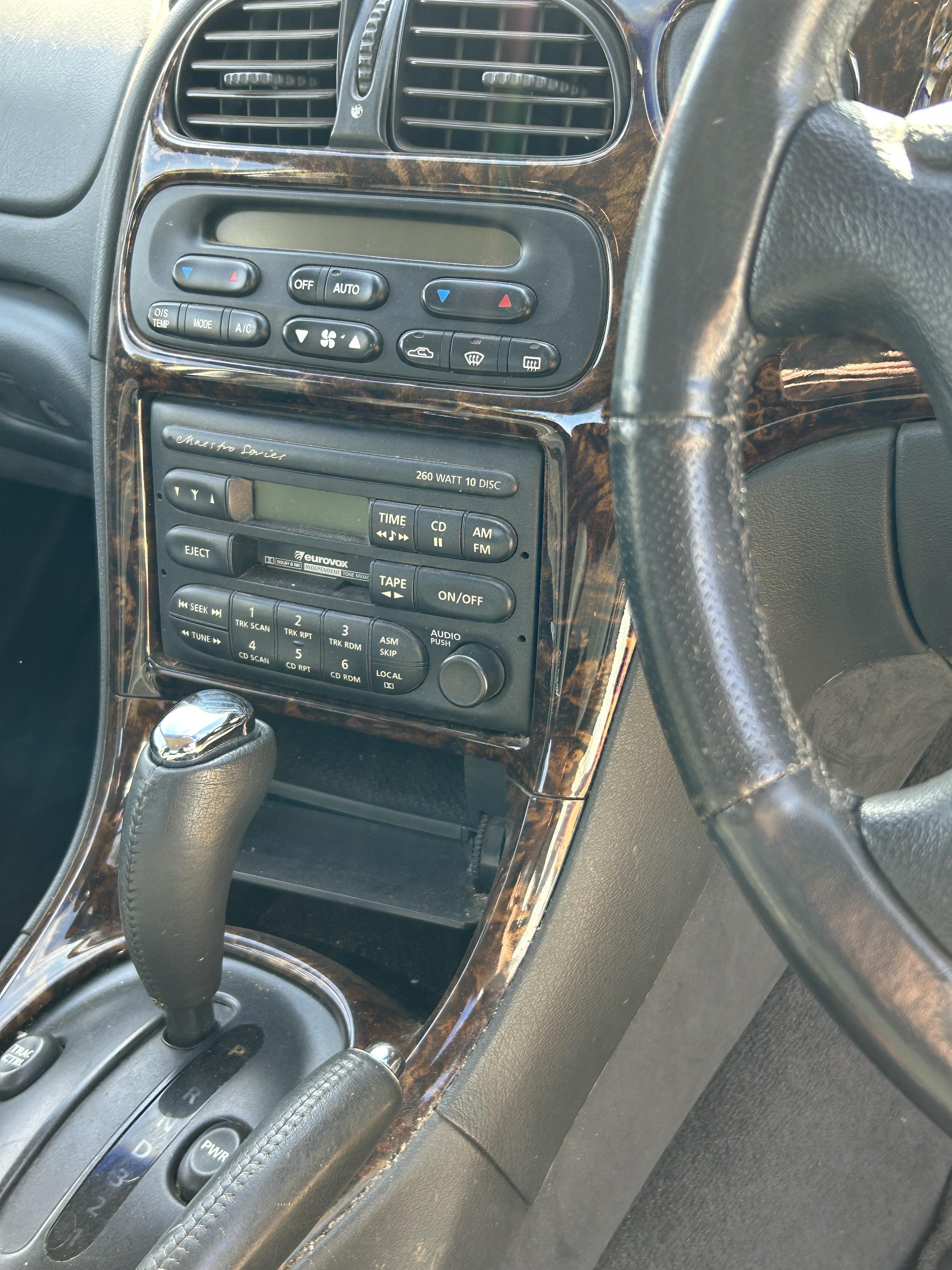 2000 HOLDEN CALAIS VTII 4 SP AUTOMATIC 4D SEDAN