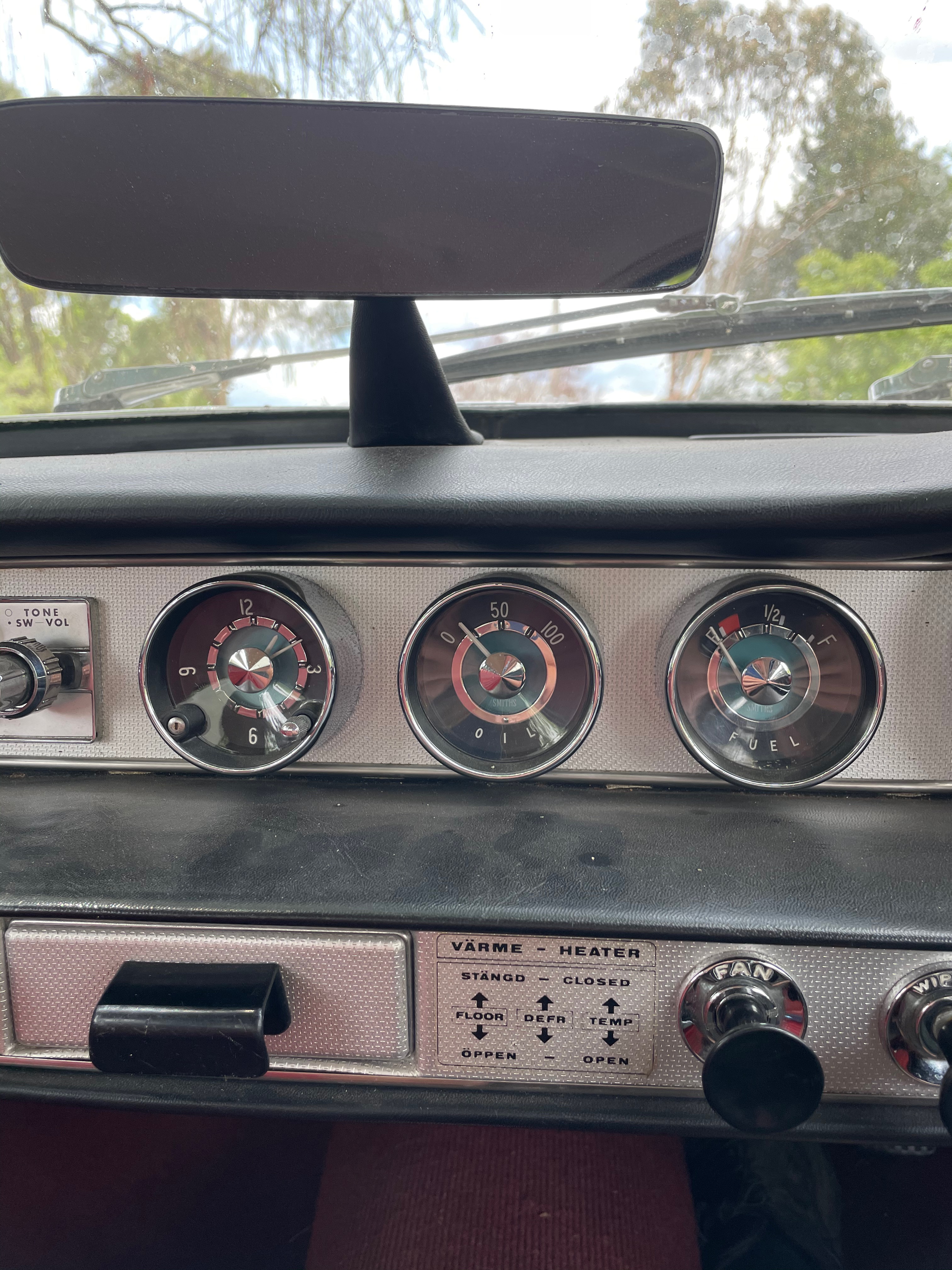 1969 VOLVO P 1800 S 4 SP MANUAL 2D COUPE