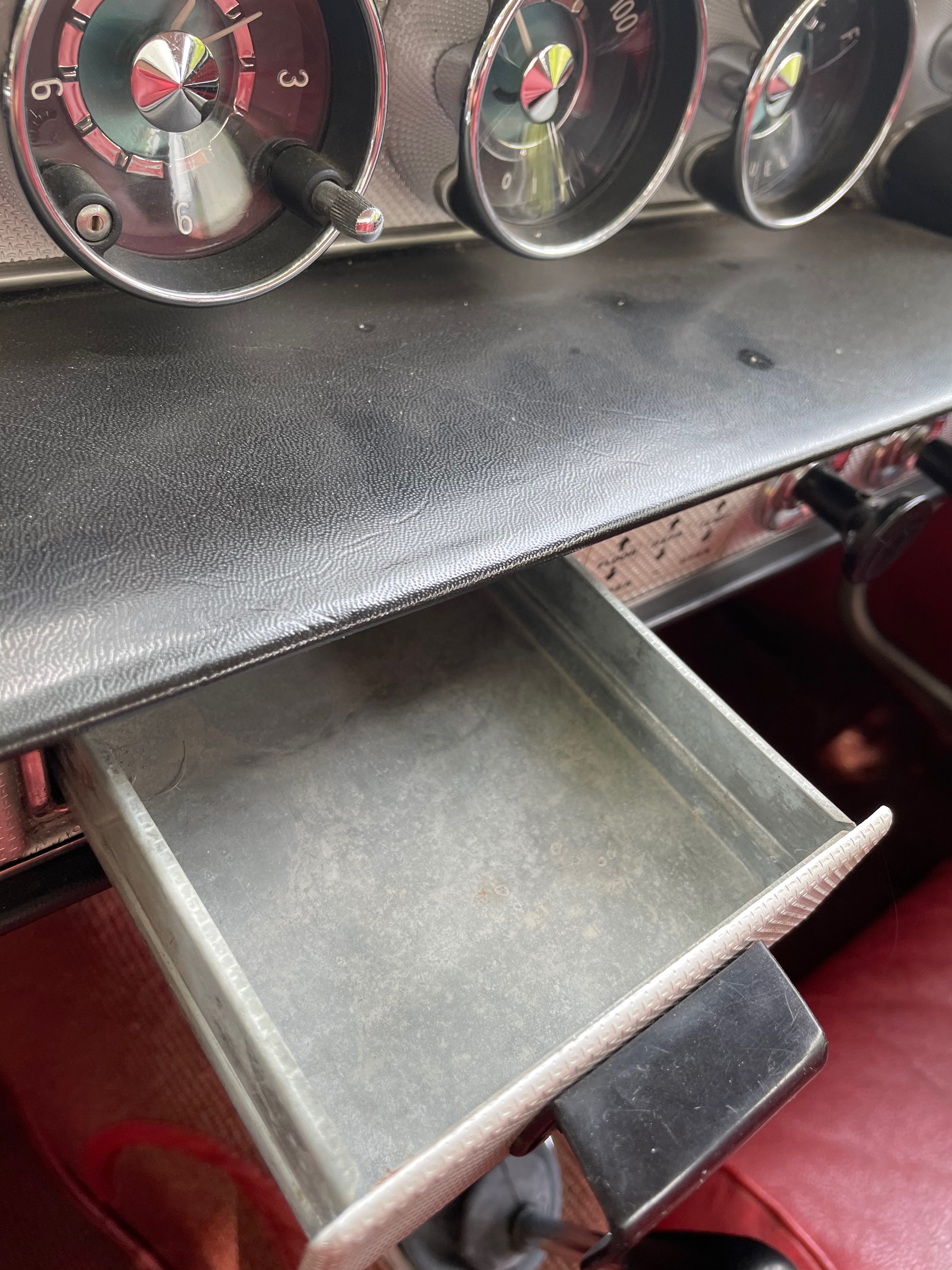 1969 VOLVO P 1800 S 4 SP MANUAL 2D COUPE