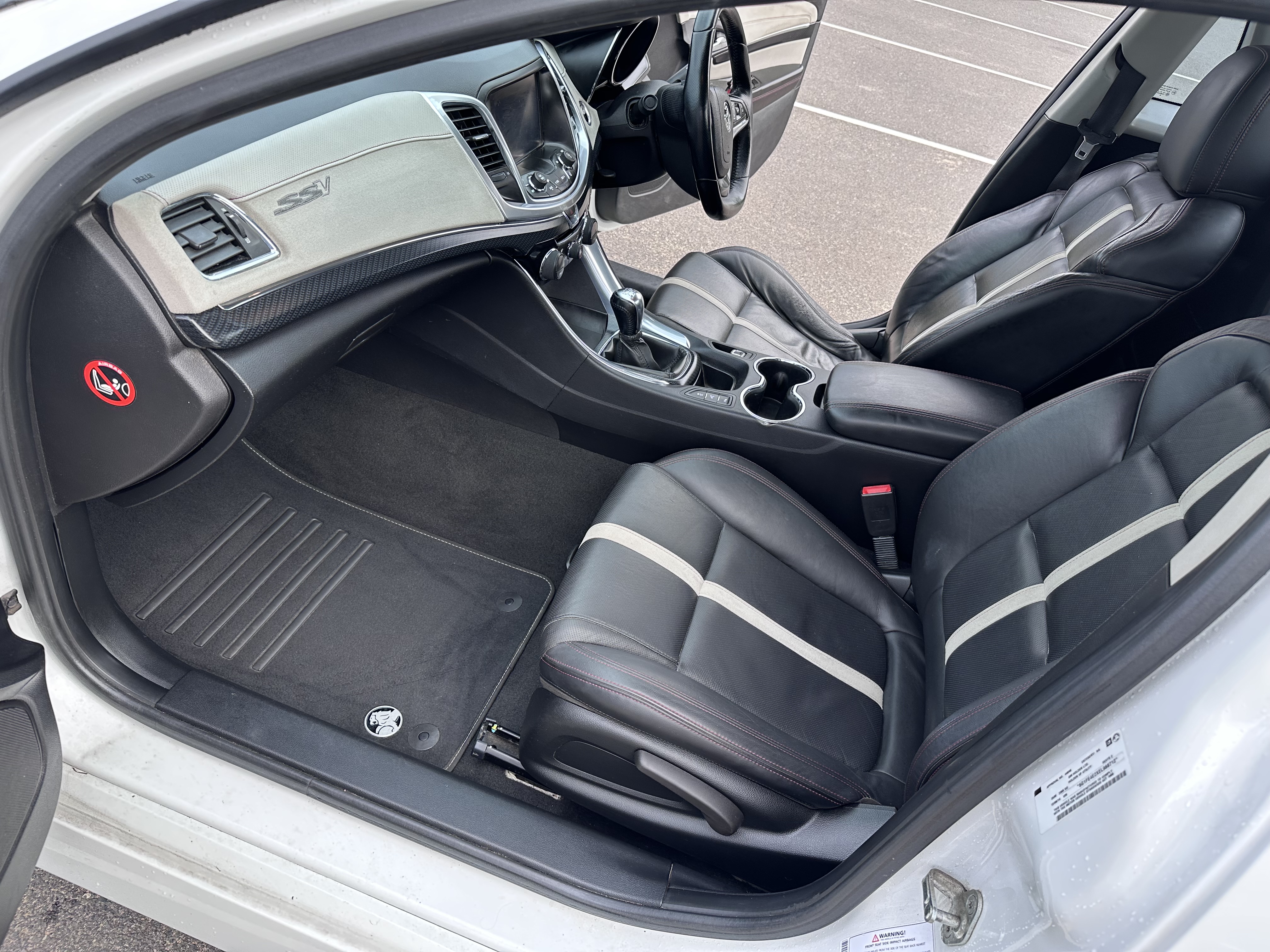 2014 HOLDEN UTE VF MY15 SS-V REDLINE 6 SP MANUAL UTILITY 