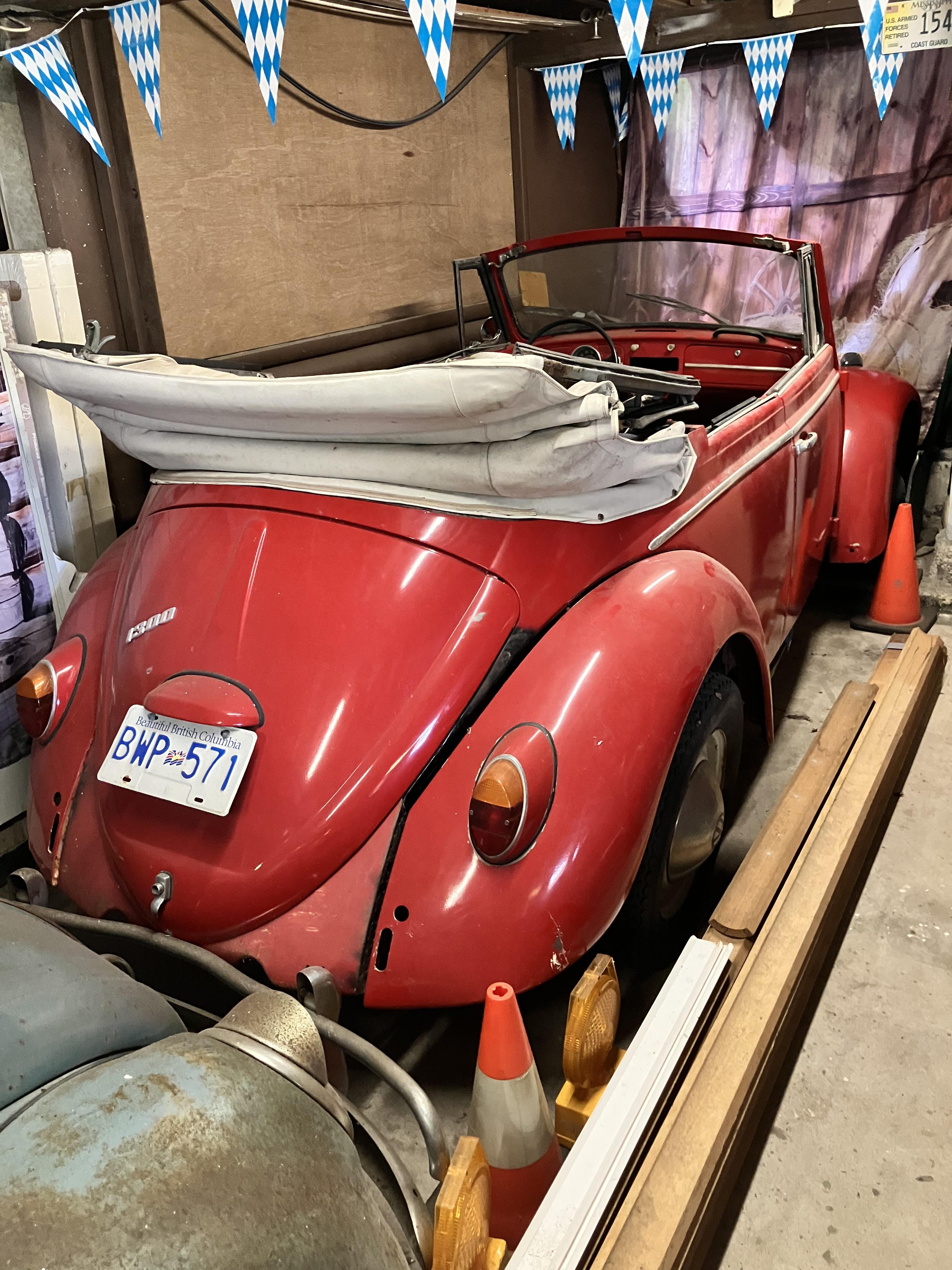 1966 VOLKSWAGEN KARMANN BEETLE 4 SP MANUAL 2D CABRIOLET