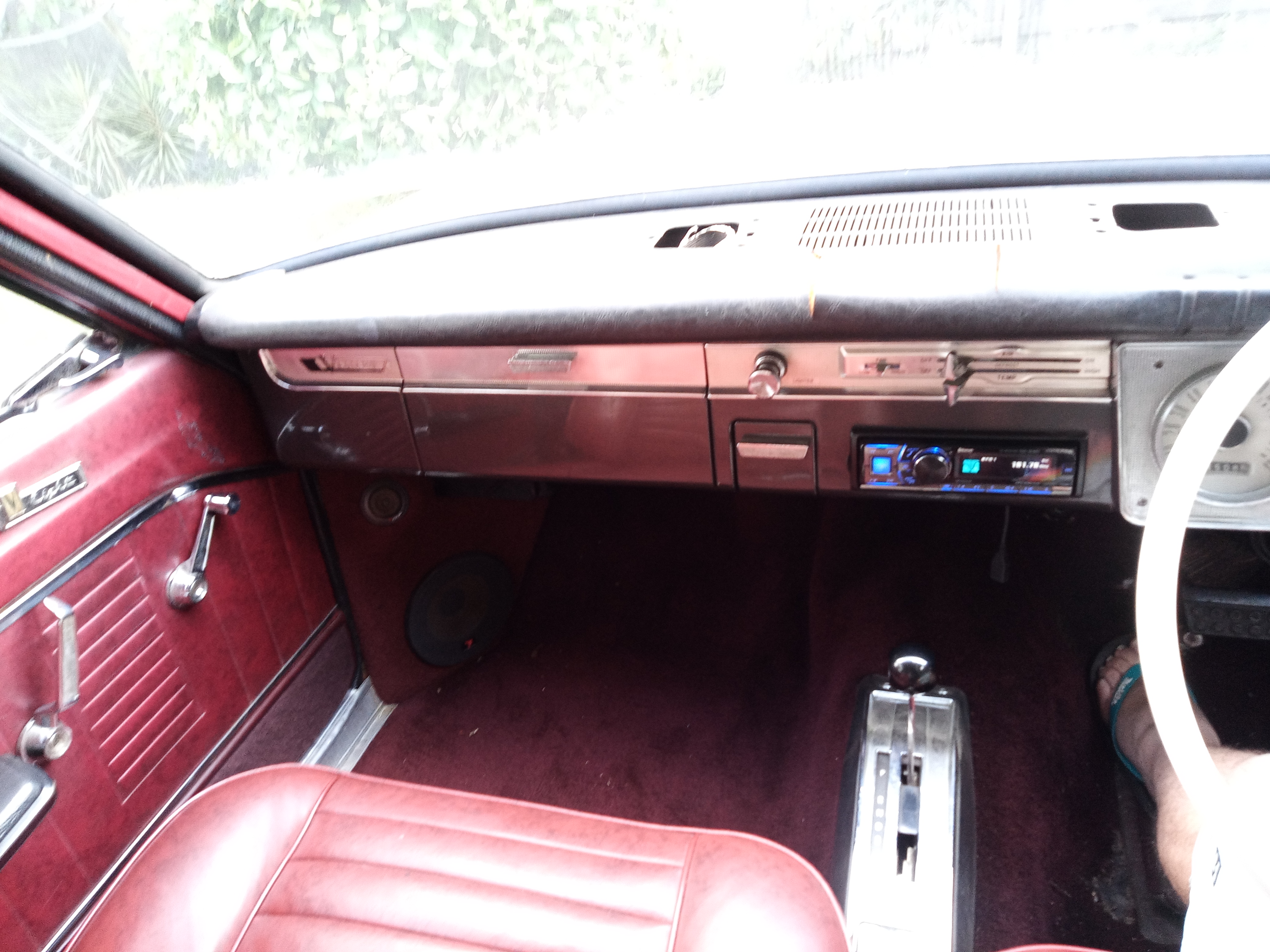 1965 CHRYSLER VALIANT AP6 AUTOMATIC SEDAN