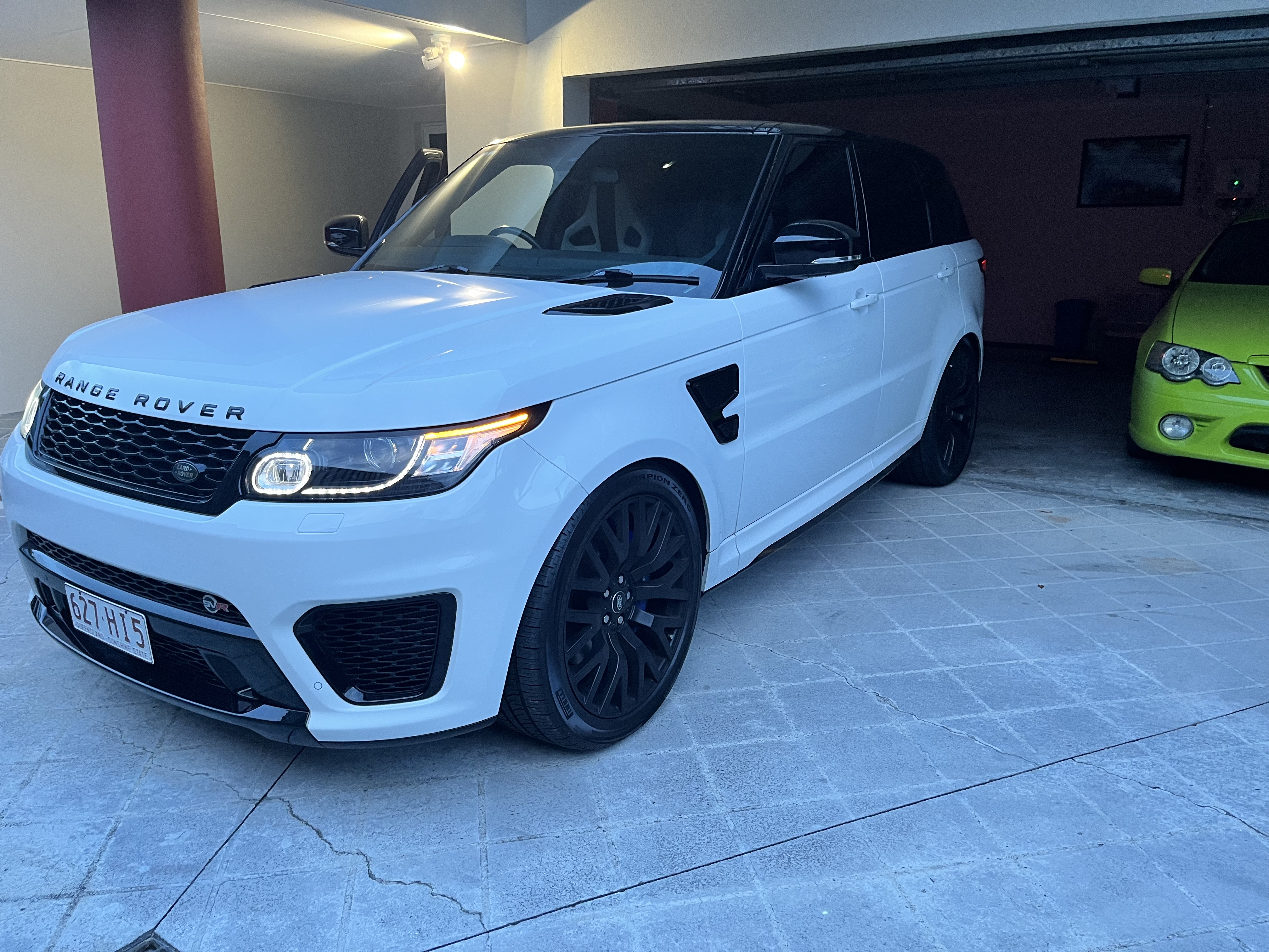 2015 RANGE ROVER SPORT SC SVR AUTOMATIC WAGON