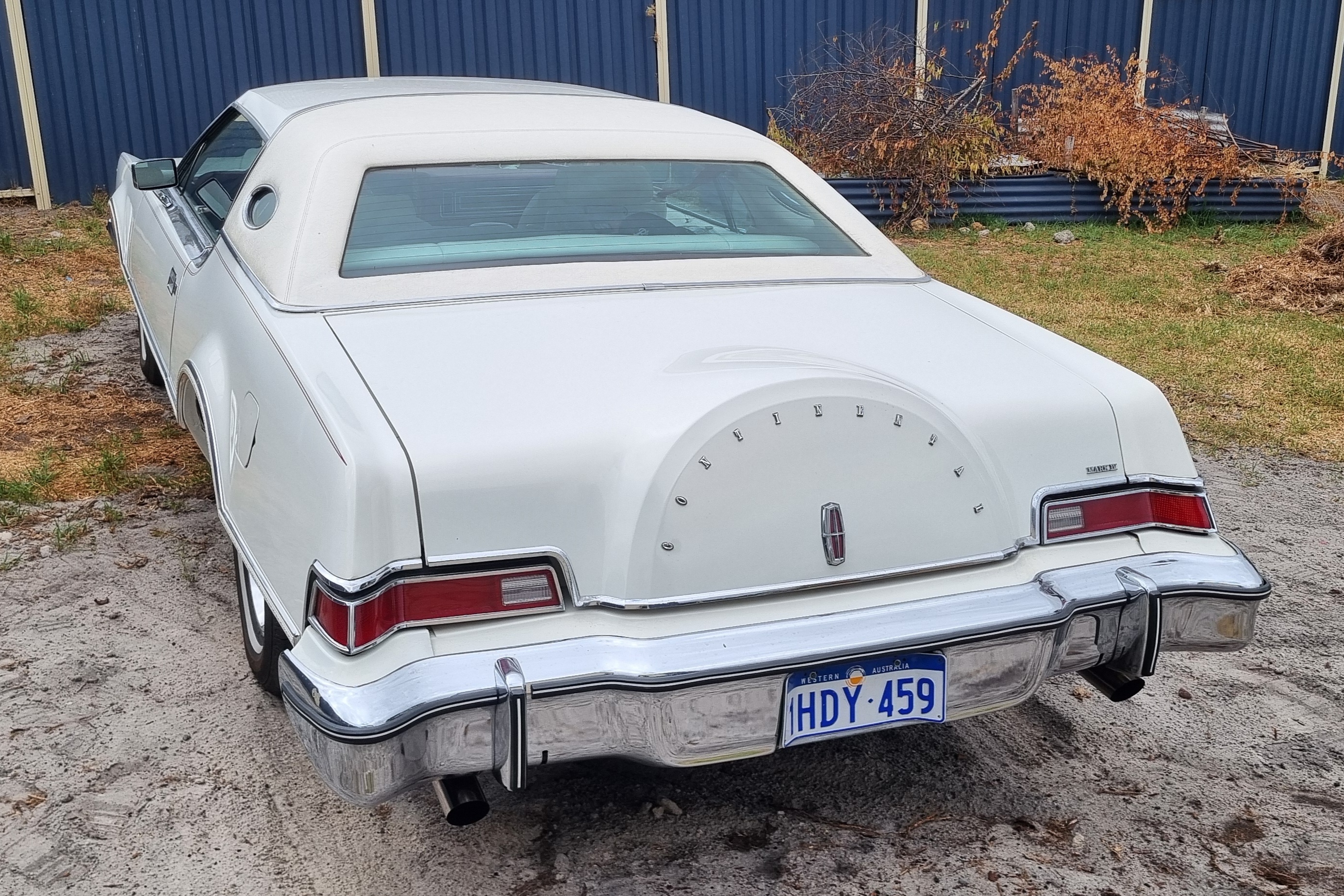 1975 LINCOLN CONTINENTAL MARK IV COUPE