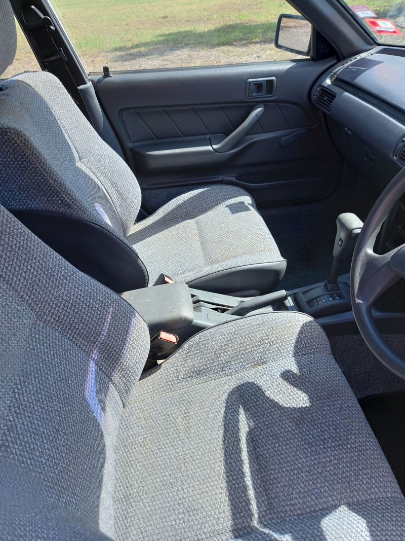 1992 TOYOTA CAMRY SEDAN