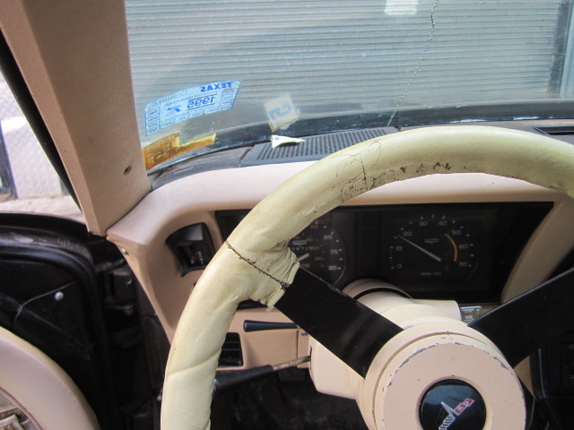1980 CHEVROLET CORVETTE LHD 4 SP MANUAL COUPE