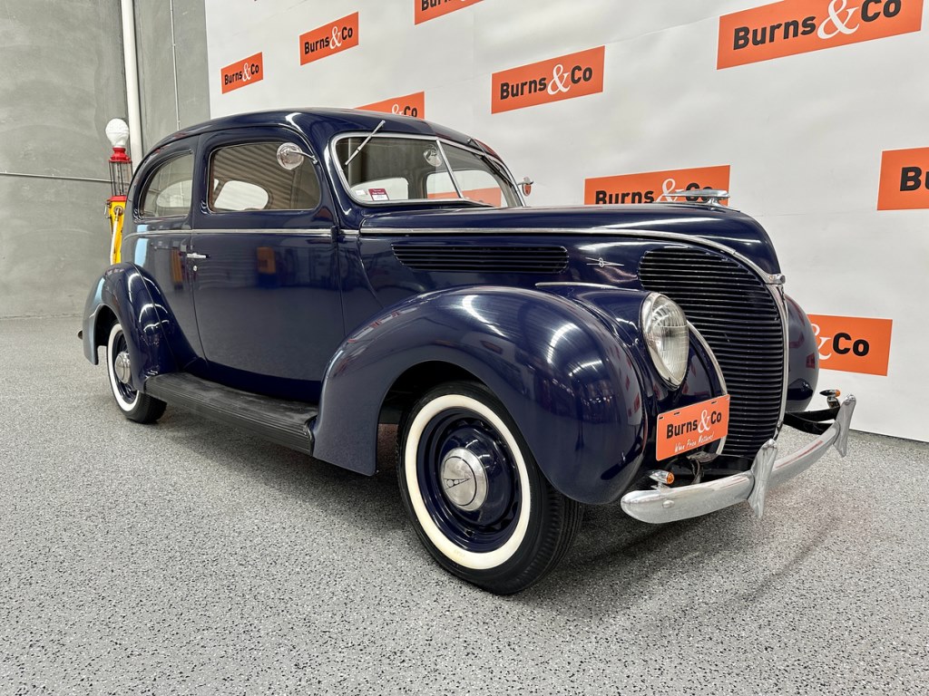 1938 FORD DELUXE V8 MANUAL COUPE