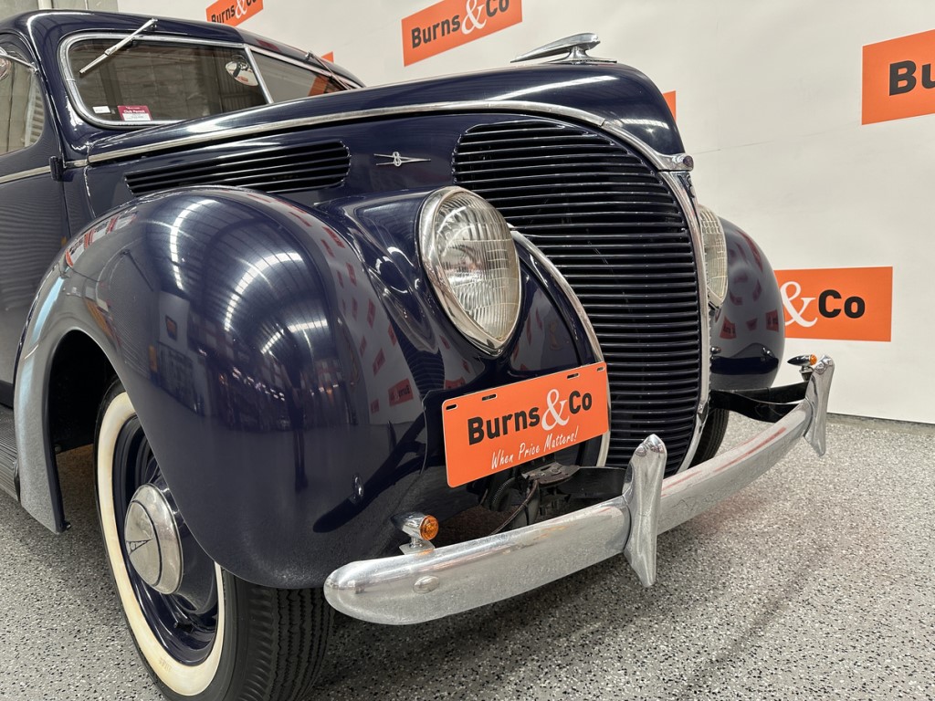 1938 FORD DELUXE V8 MANUAL COUPE