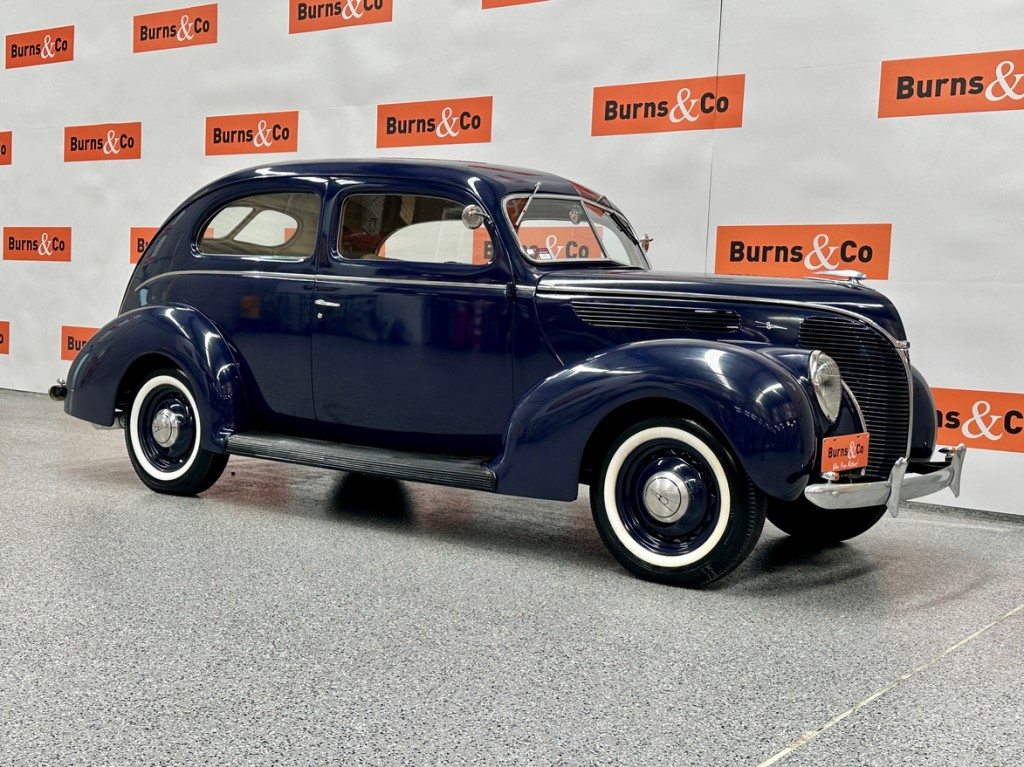 1938 FORD DELUXE V8 MANUAL COUPE