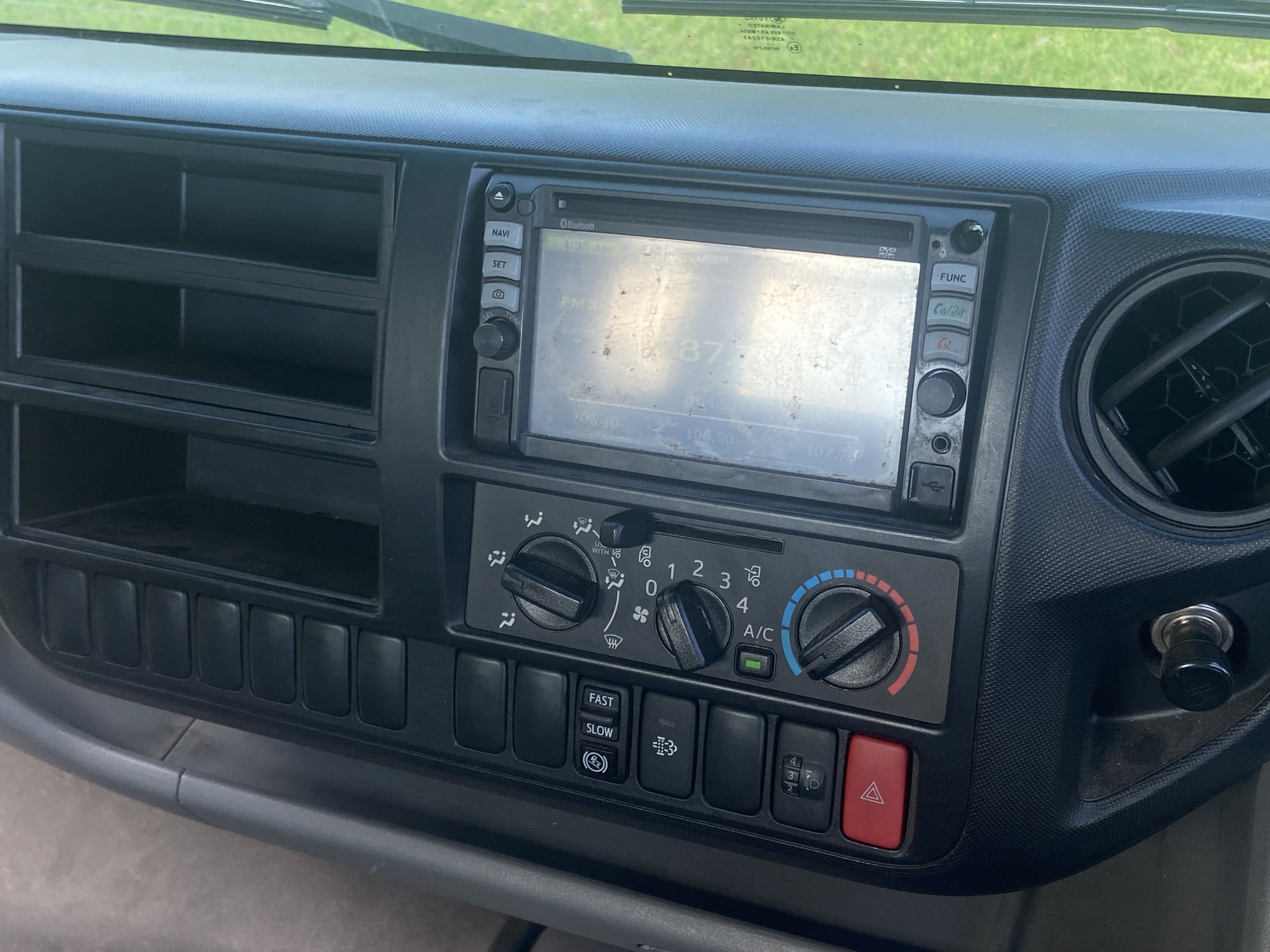 2016 HINO 300 SERIES 717 STEELACE TRAY