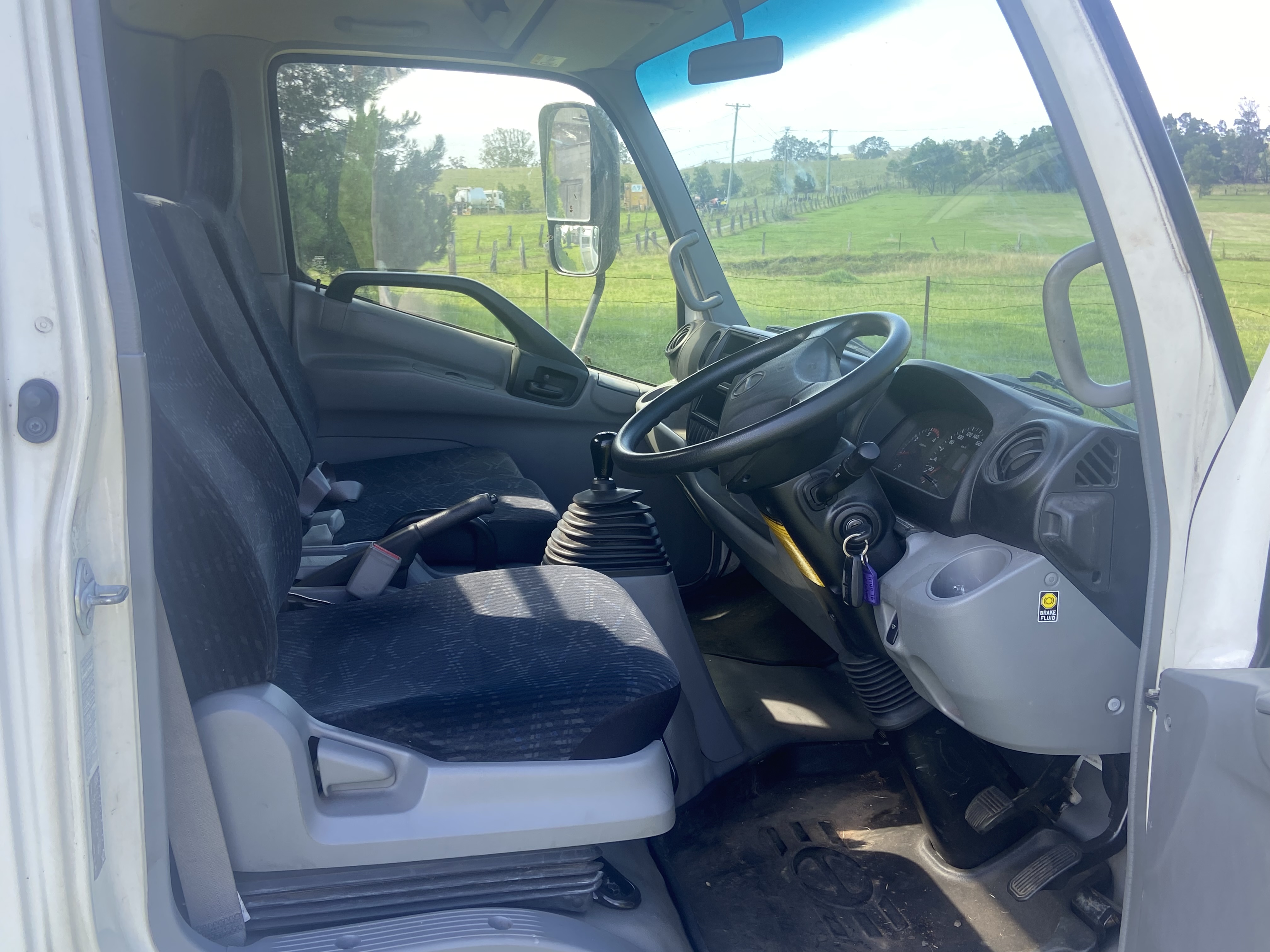 2016 HINO 300 SERIES 717 STEELACE TRAY