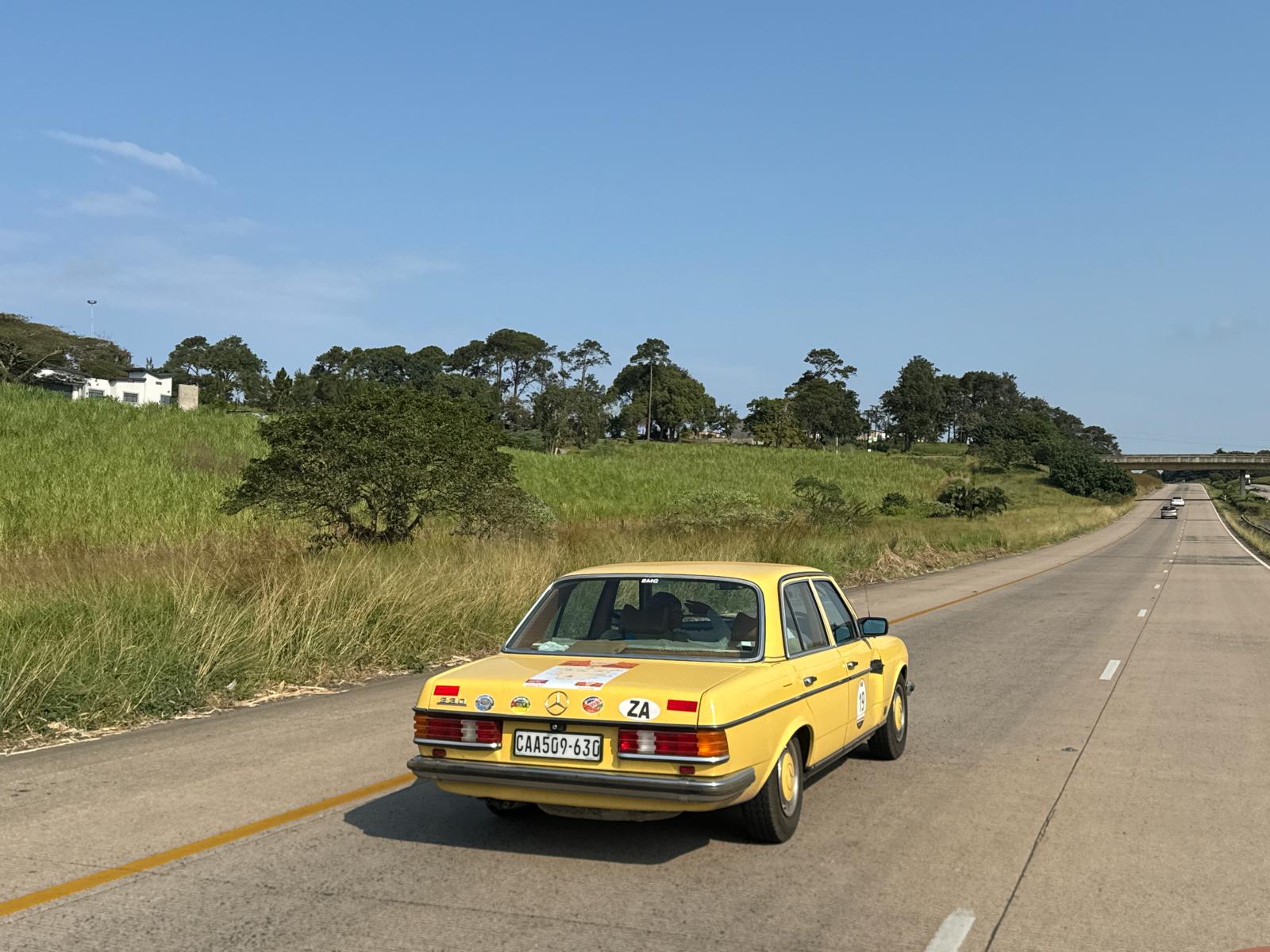 1979 MERCEDES-BENZ 230 W123 SEDAN