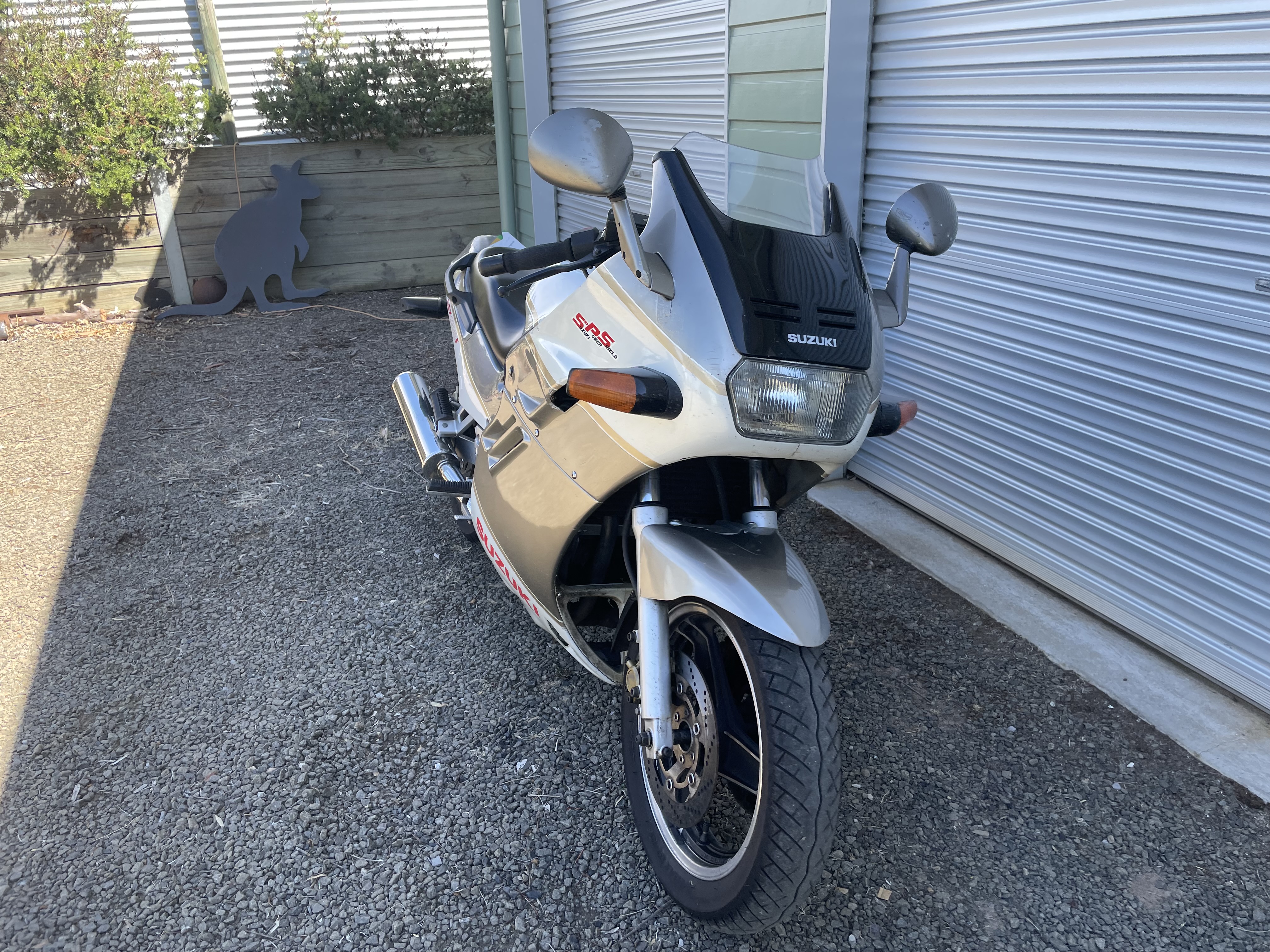 1988 SUZUKI GSX1100F ROAD