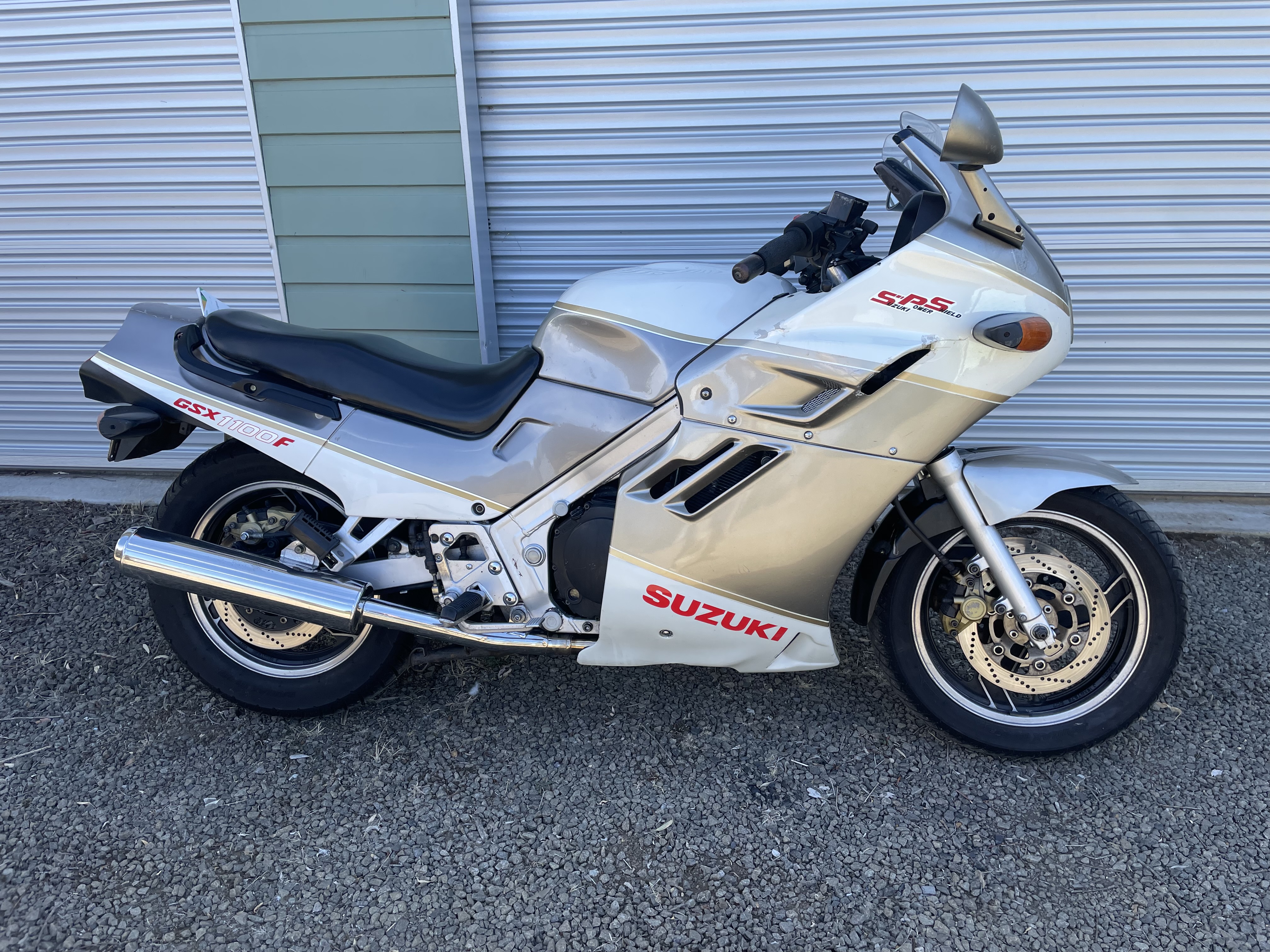 1988 SUZUKI GSX1100F ROAD