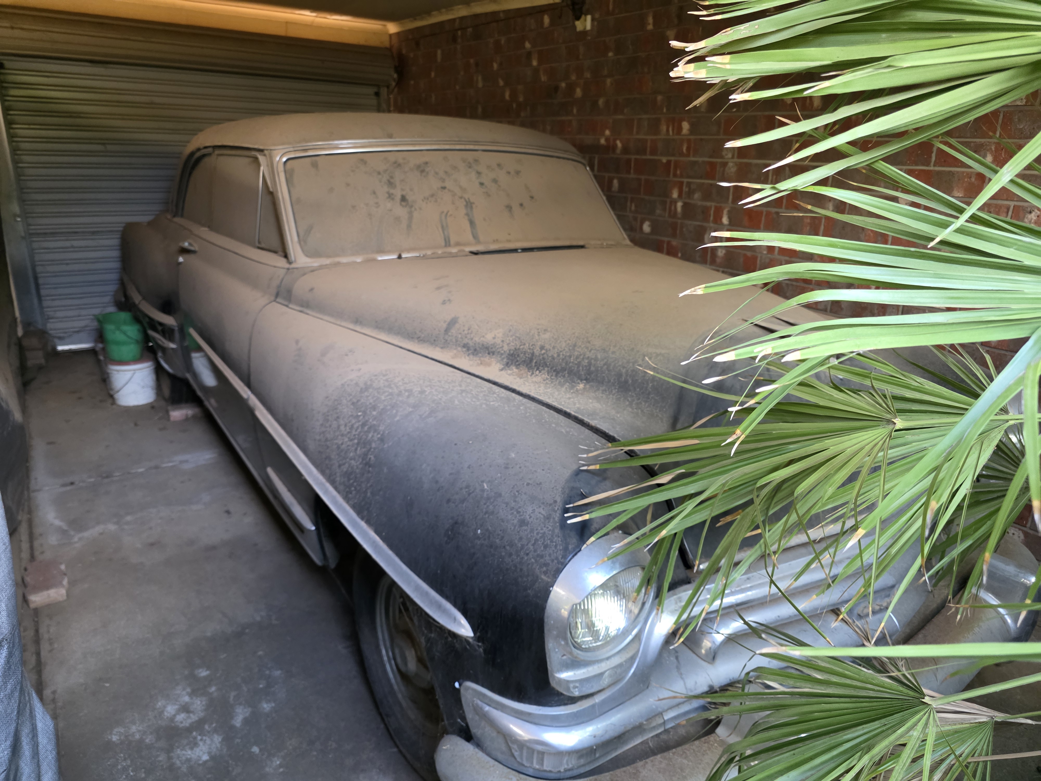 1954 CHRYSLER NEW YORKER DELUXE COUPE