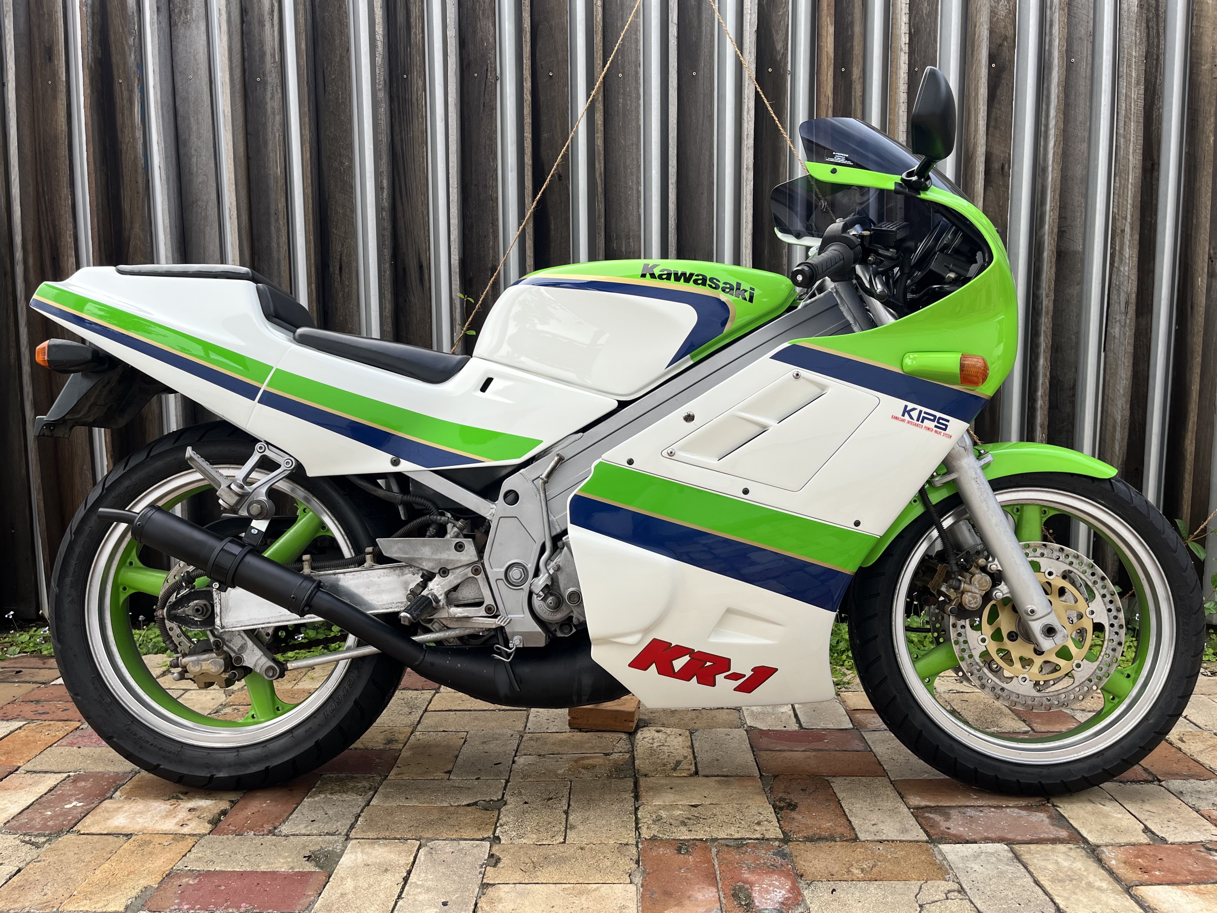1988 KAWASAKI KR-1 ROAD