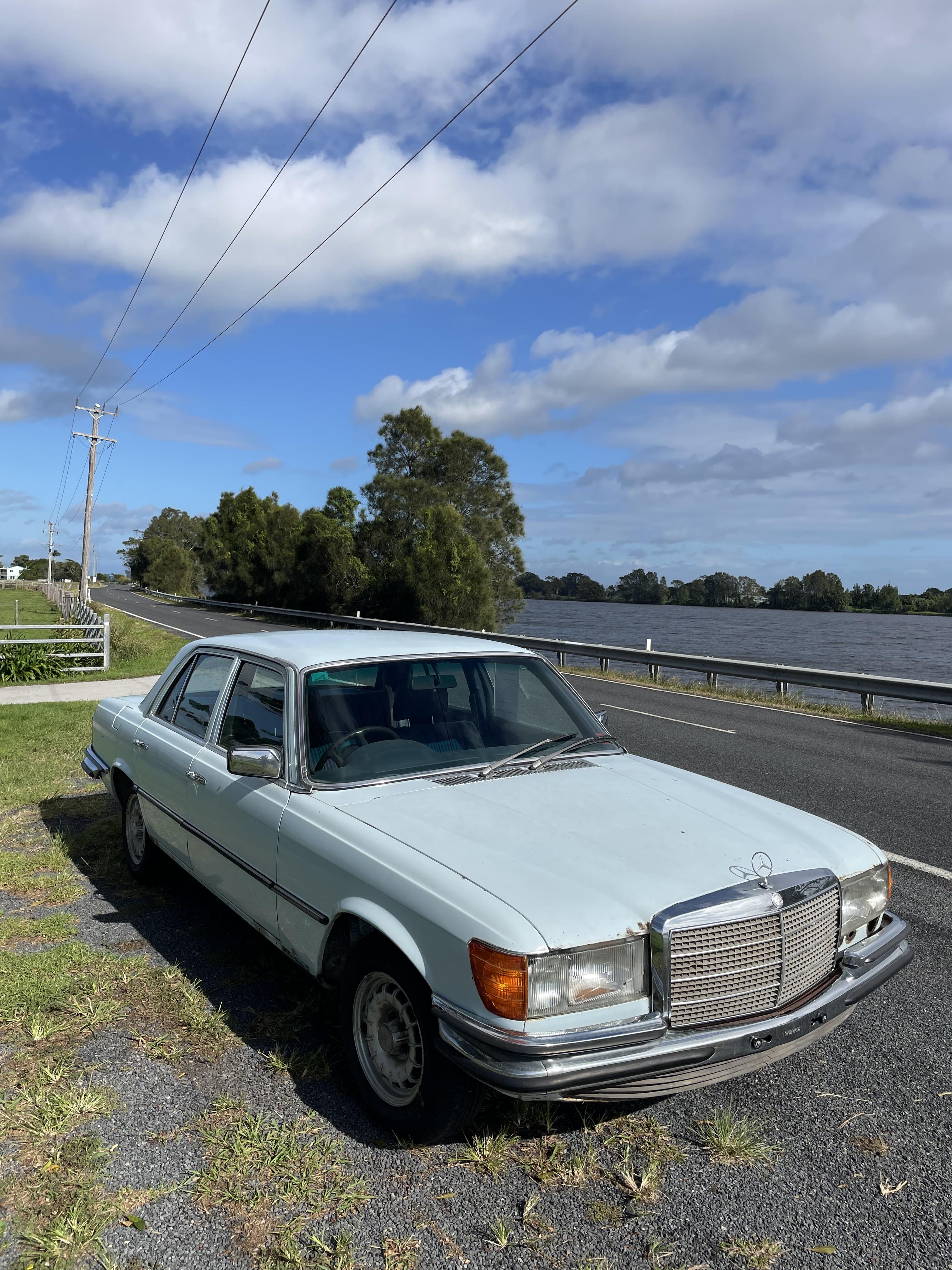 1975 MERCEDES-BENZ 280 W116 SE 4 SP AUTOMATIC 4D SEDAN
