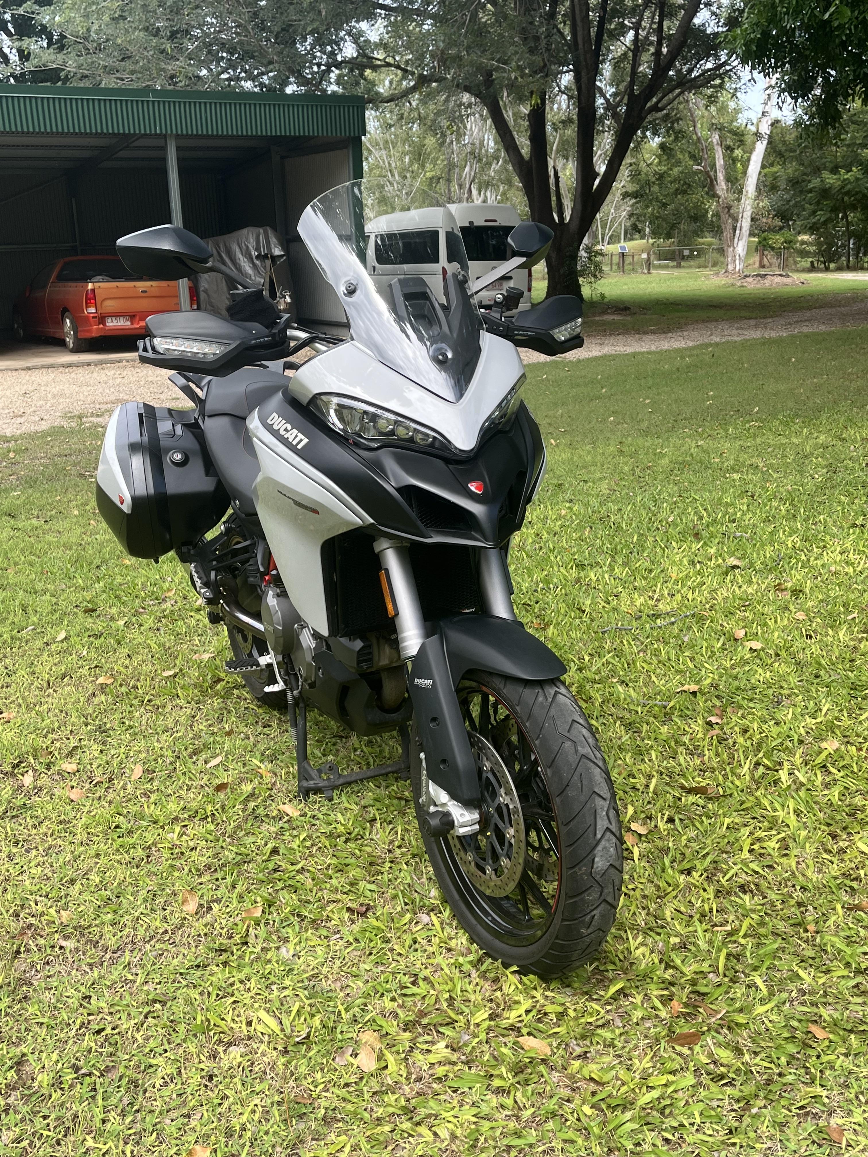 2020 DUCATI MULTISTRADA 950 S GLOSS GREY DUAL SPORTS