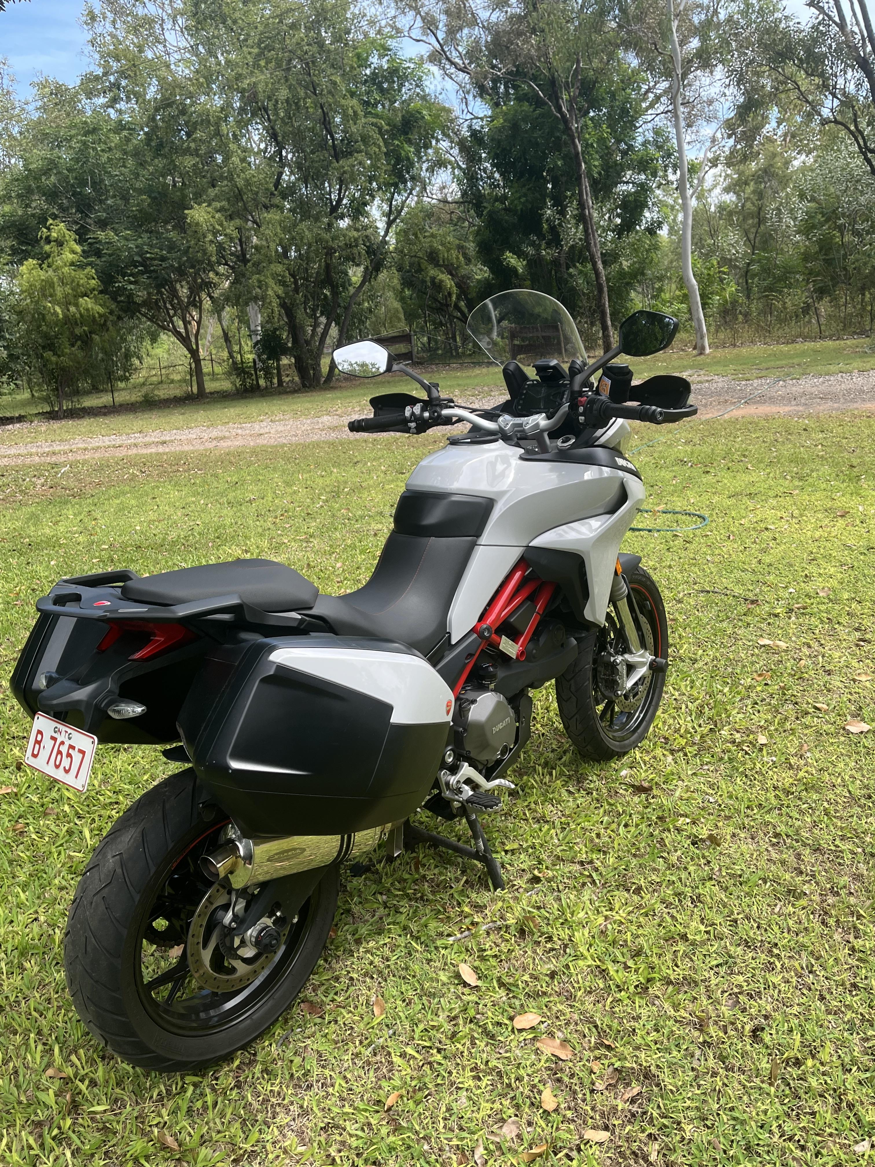 2020 DUCATI MULTISTRADA 950 S GLOSS GREY DUAL SPORTS
