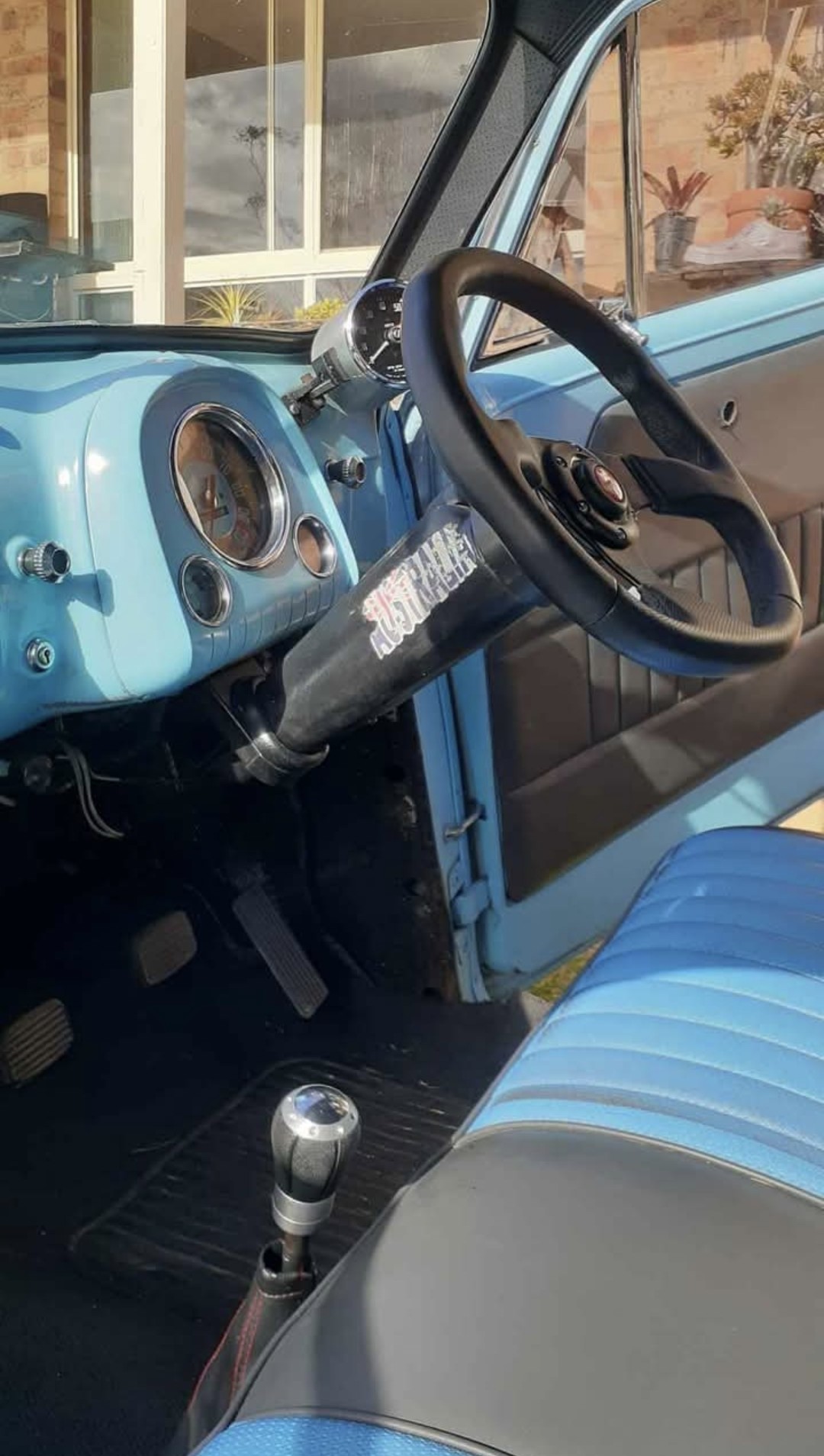1953 HOLDEN 48-215 FX SEDAN